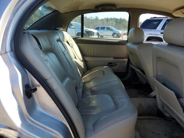 Photo 9 VIN: 1G4CW54K024226180 - BUICK PARK AVENU 