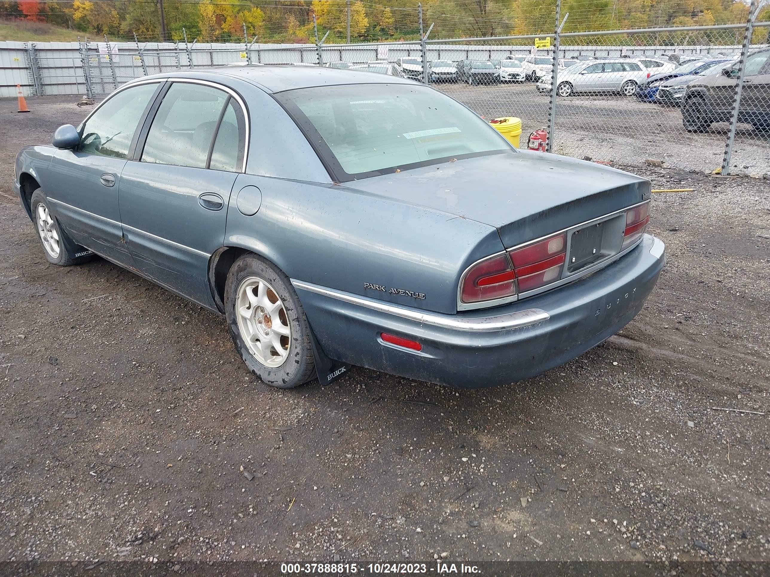 Photo 2 VIN: 1G4CW54K114220399 - BUICK PARK AVENUE 