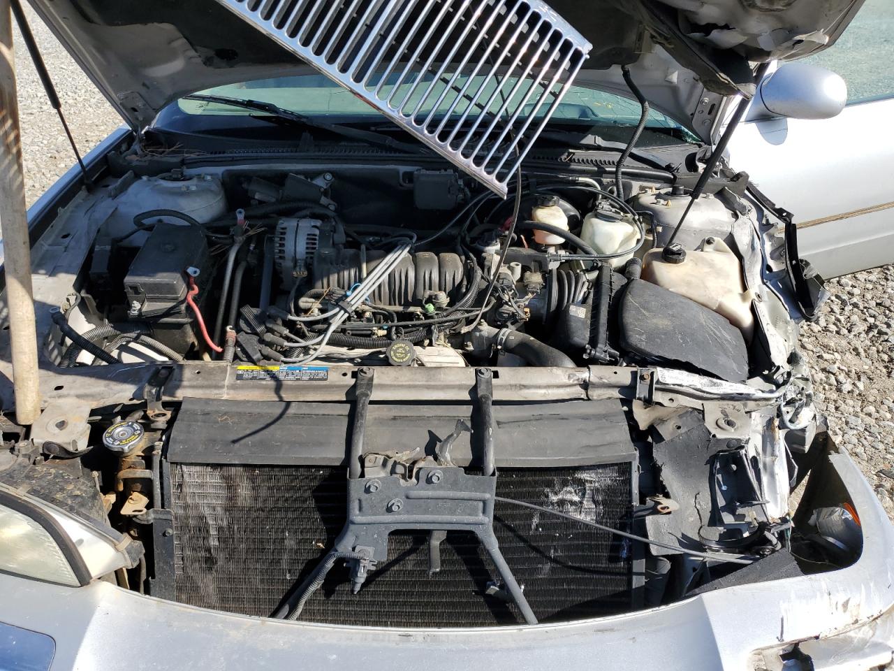 Photo 10 VIN: 1G4CW54K124145267 - BUICK PARK AVENUE 