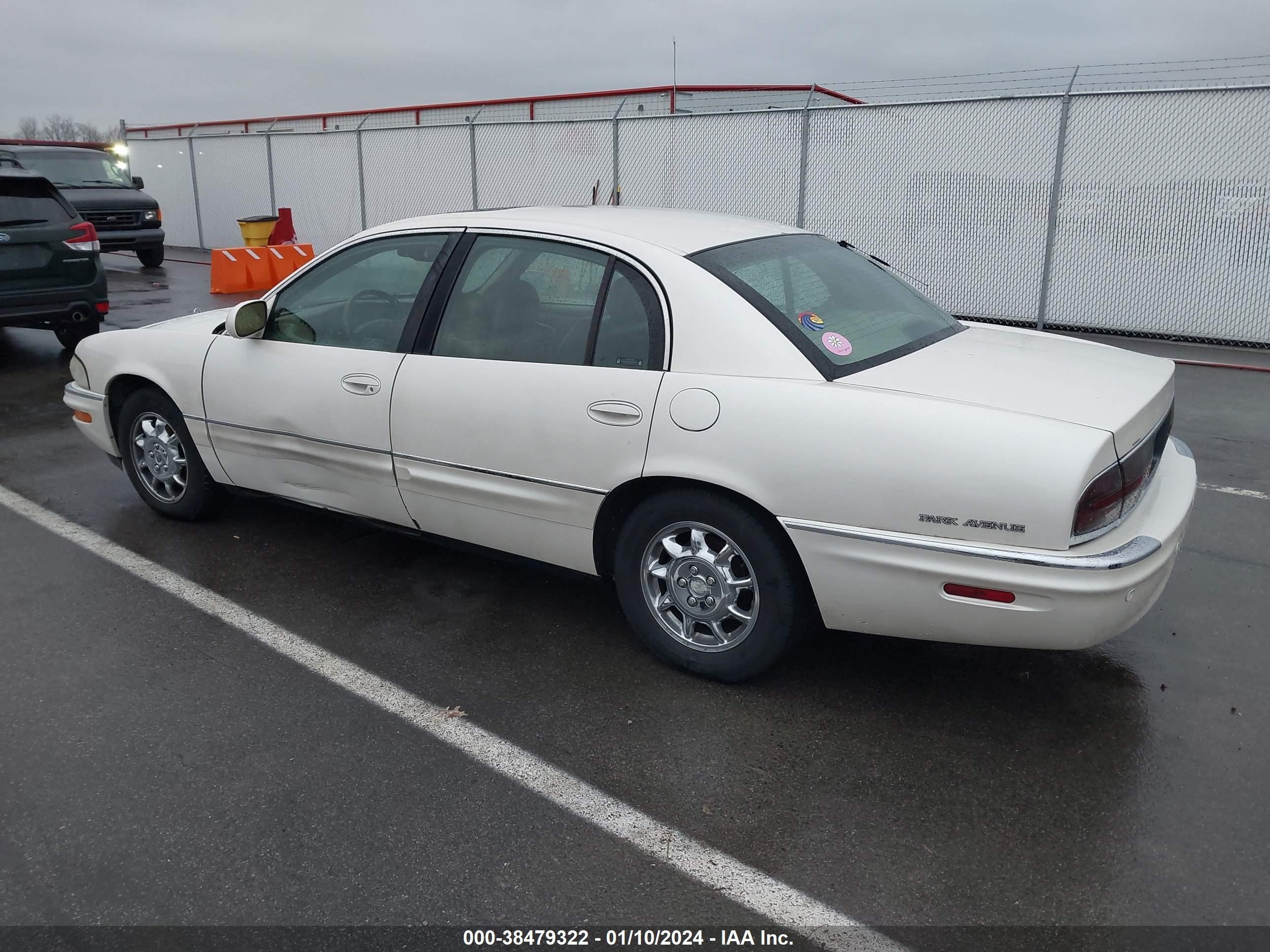 Photo 2 VIN: 1G4CW54K124236846 - BUICK PARK AVENUE 