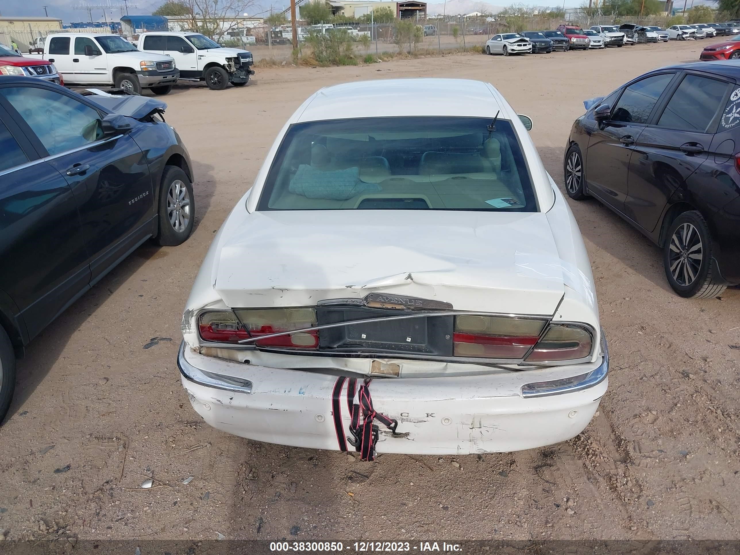 Photo 15 VIN: 1G4CW54K154103508 - BUICK PARK AVENUE 