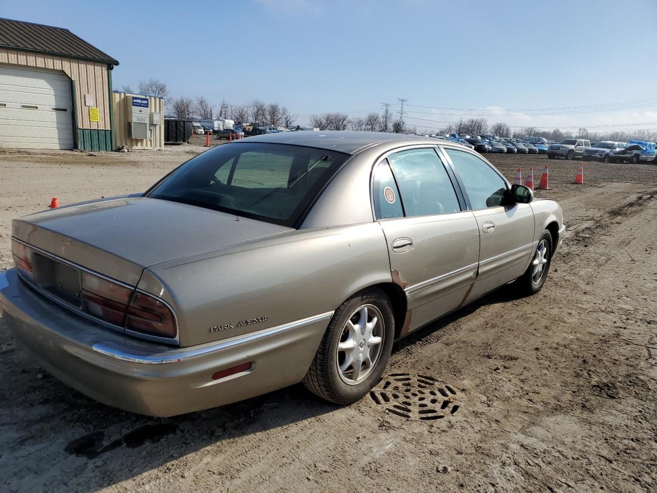 Photo 2 VIN: 1G4CW54K214231282 - BUICK PARK AVENUE 