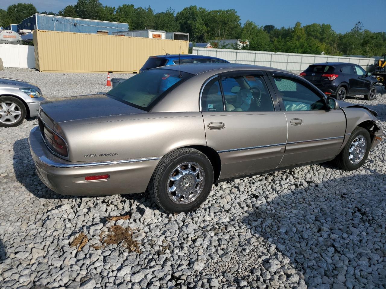 Photo 2 VIN: 1G4CW54K224236029 - BUICK PARK AVENUE 