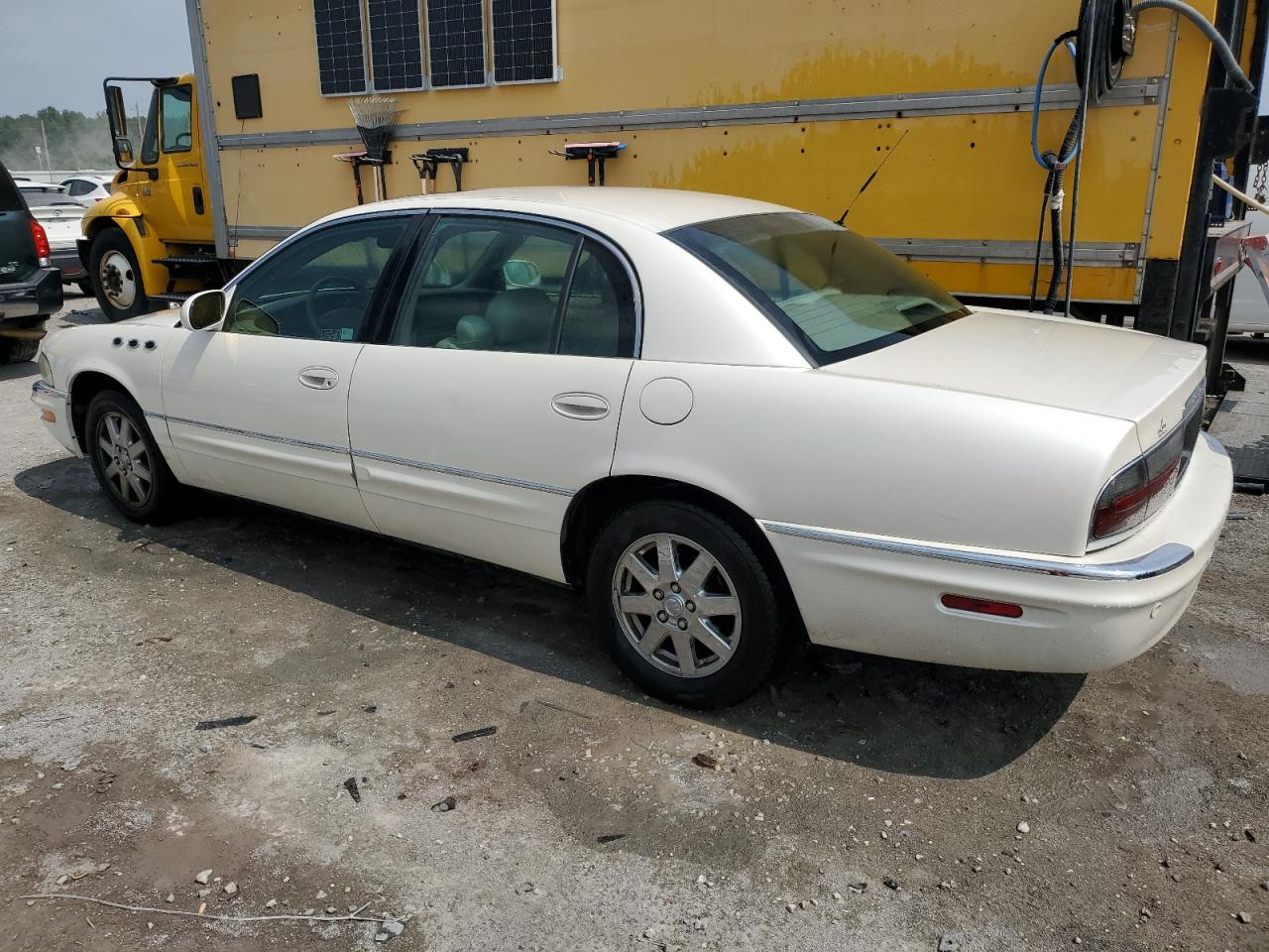 Photo 1 VIN: 1G4CW54K254101976 - BUICK PARK AVENUE 