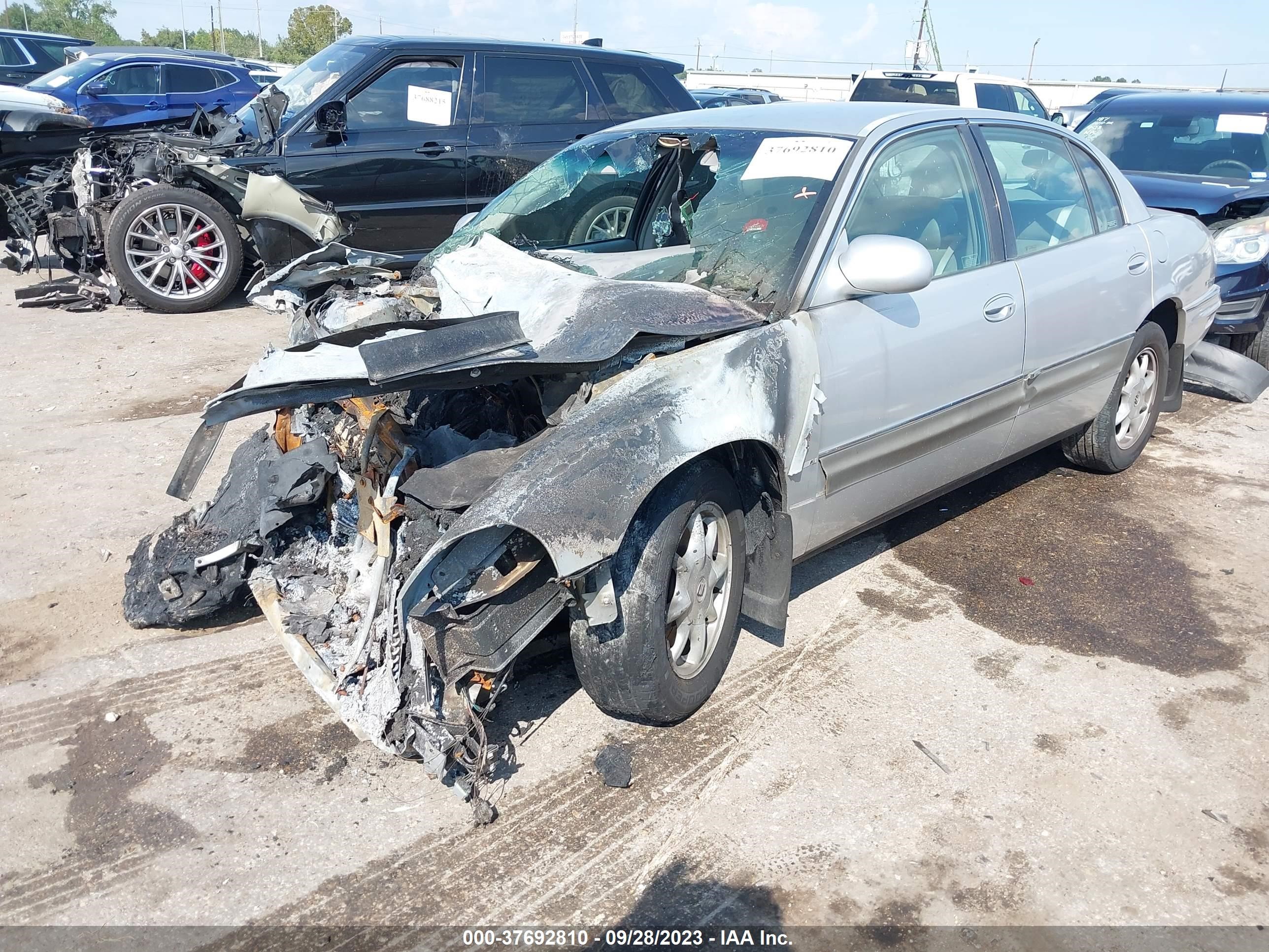 Photo 1 VIN: 1G4CW54K414246463 - BUICK PARK AVENUE 