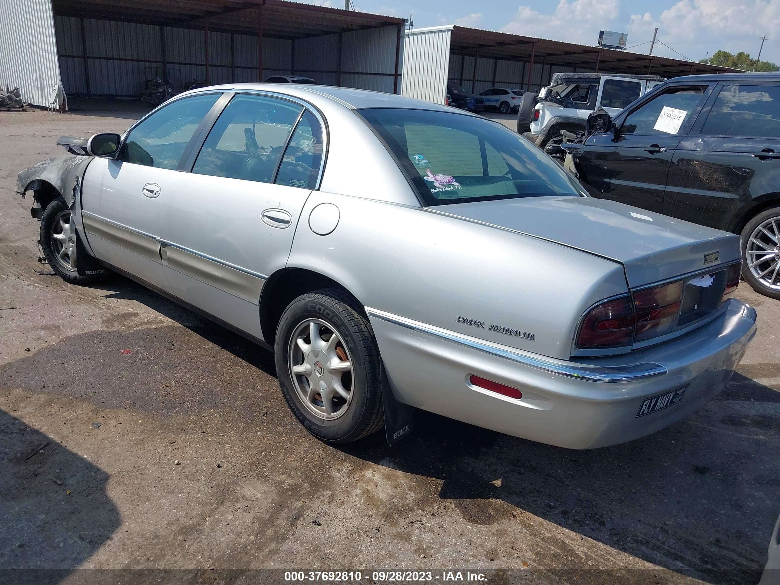 Photo 2 VIN: 1G4CW54K414246463 - BUICK PARK AVENUE 