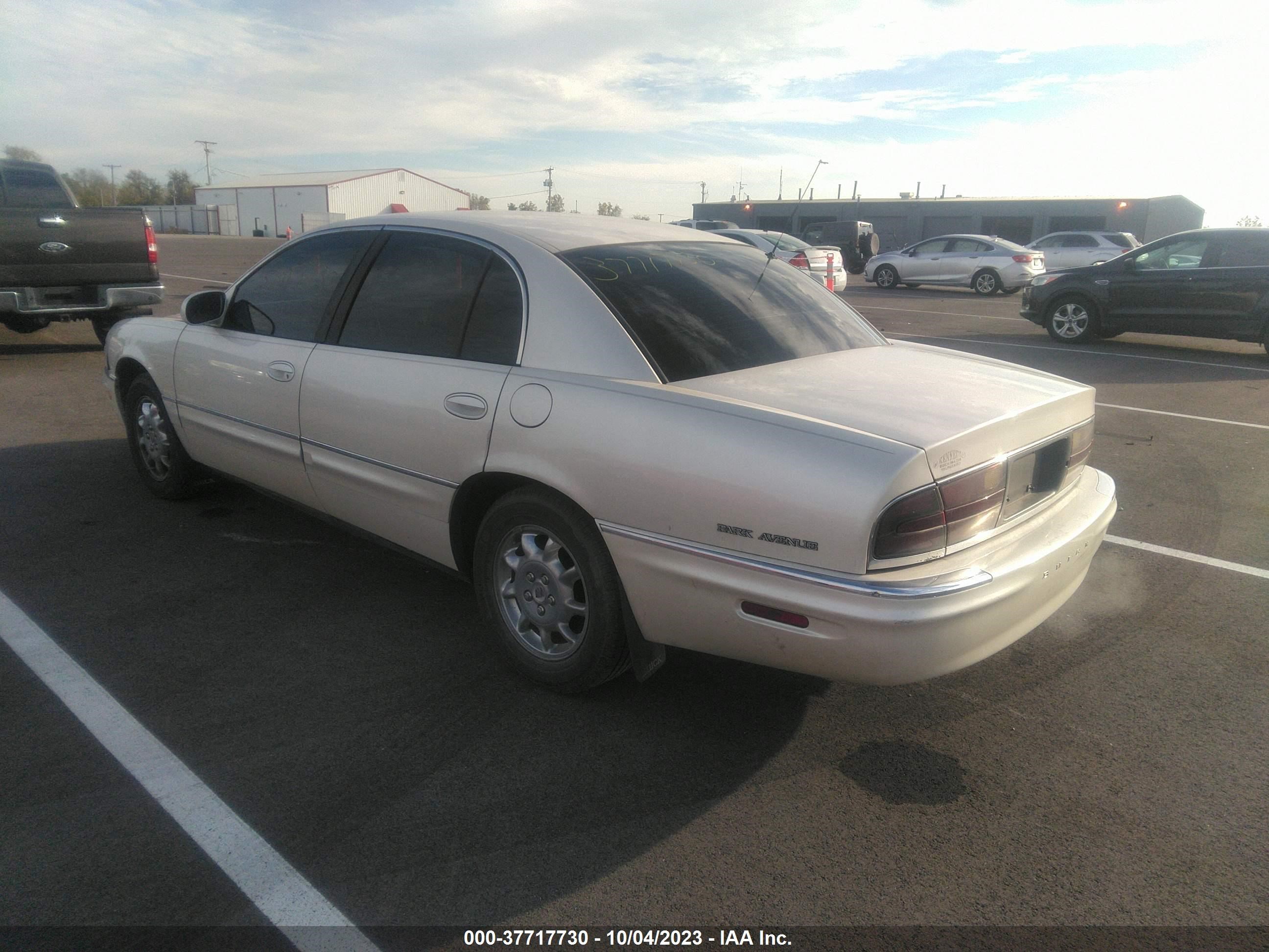 Photo 2 VIN: 1G4CW54K514280587 - BUICK PARK AVENUE 