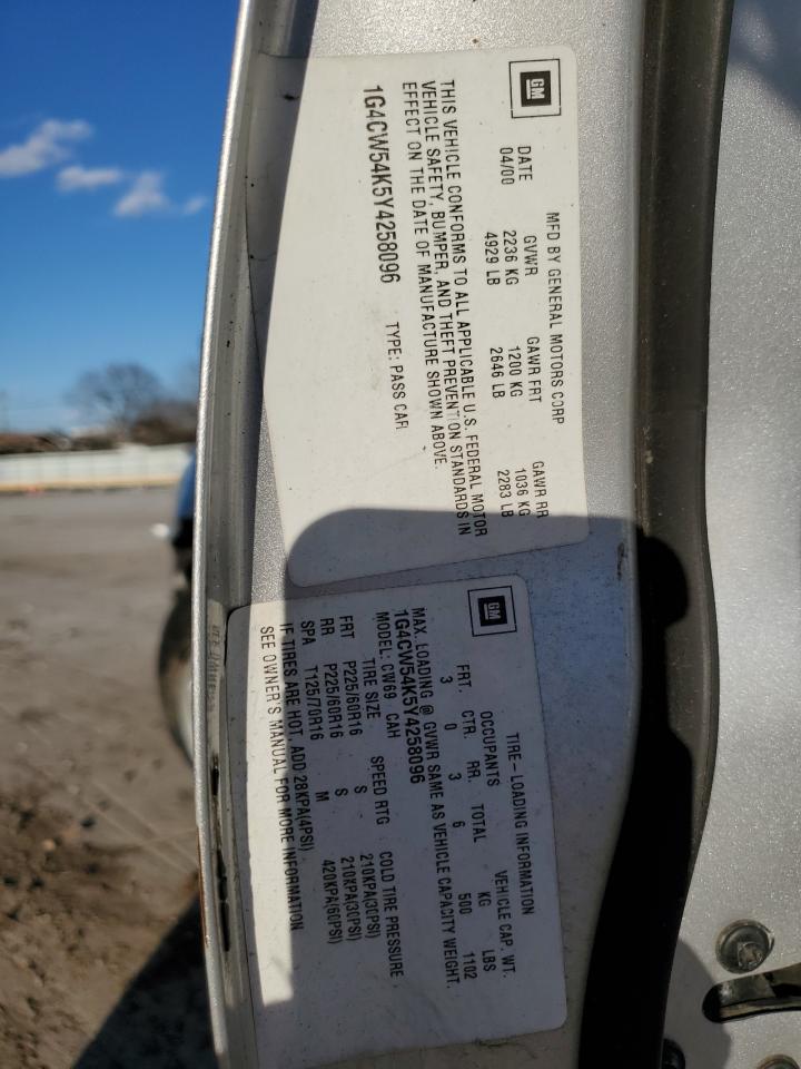 Photo 12 VIN: 1G4CW54K5Y4258096 - BUICK PARK AVENUE 
