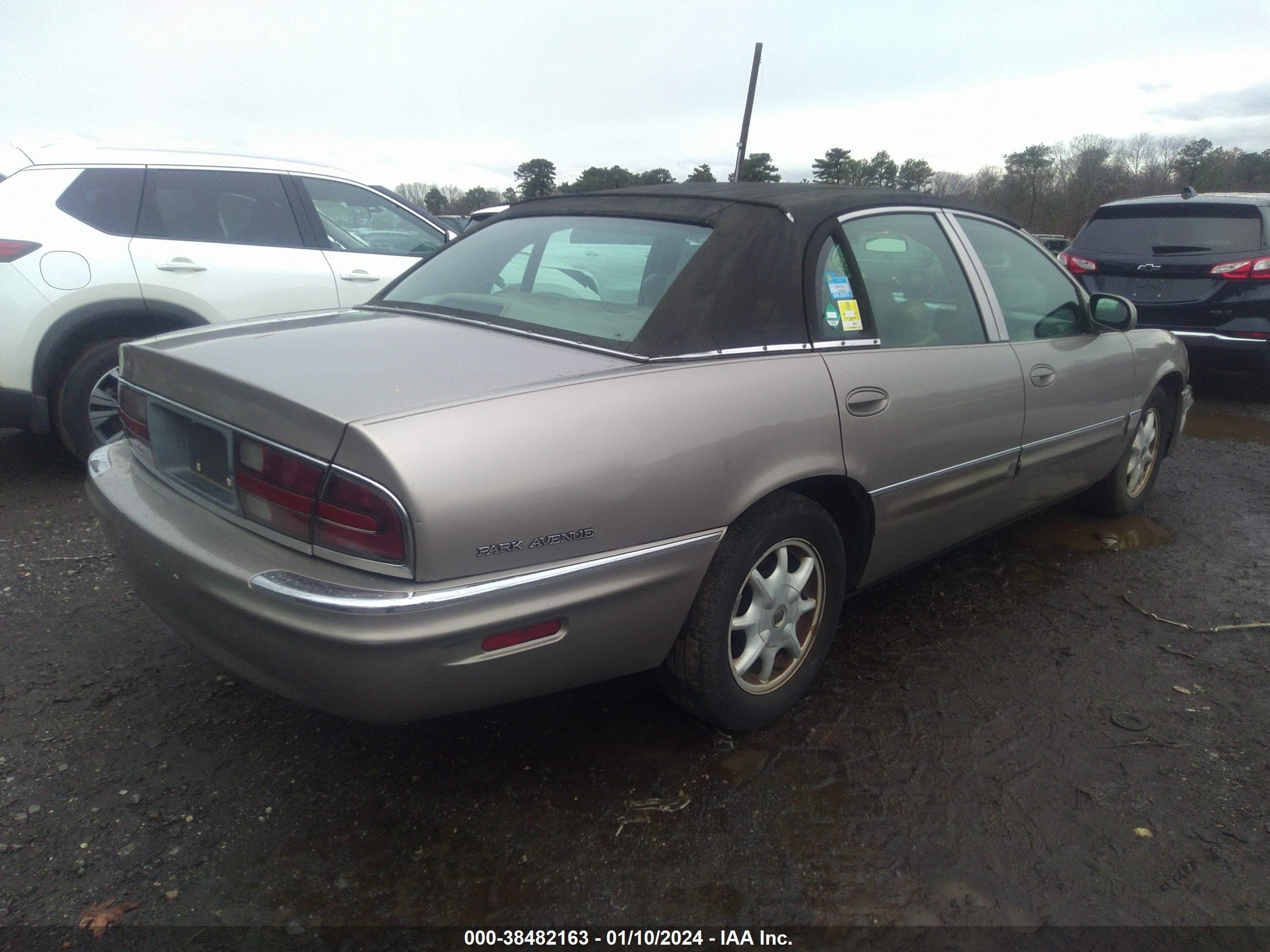 Photo 3 VIN: 1G4CW54K624244389 - BUICK PARK AVENUE 