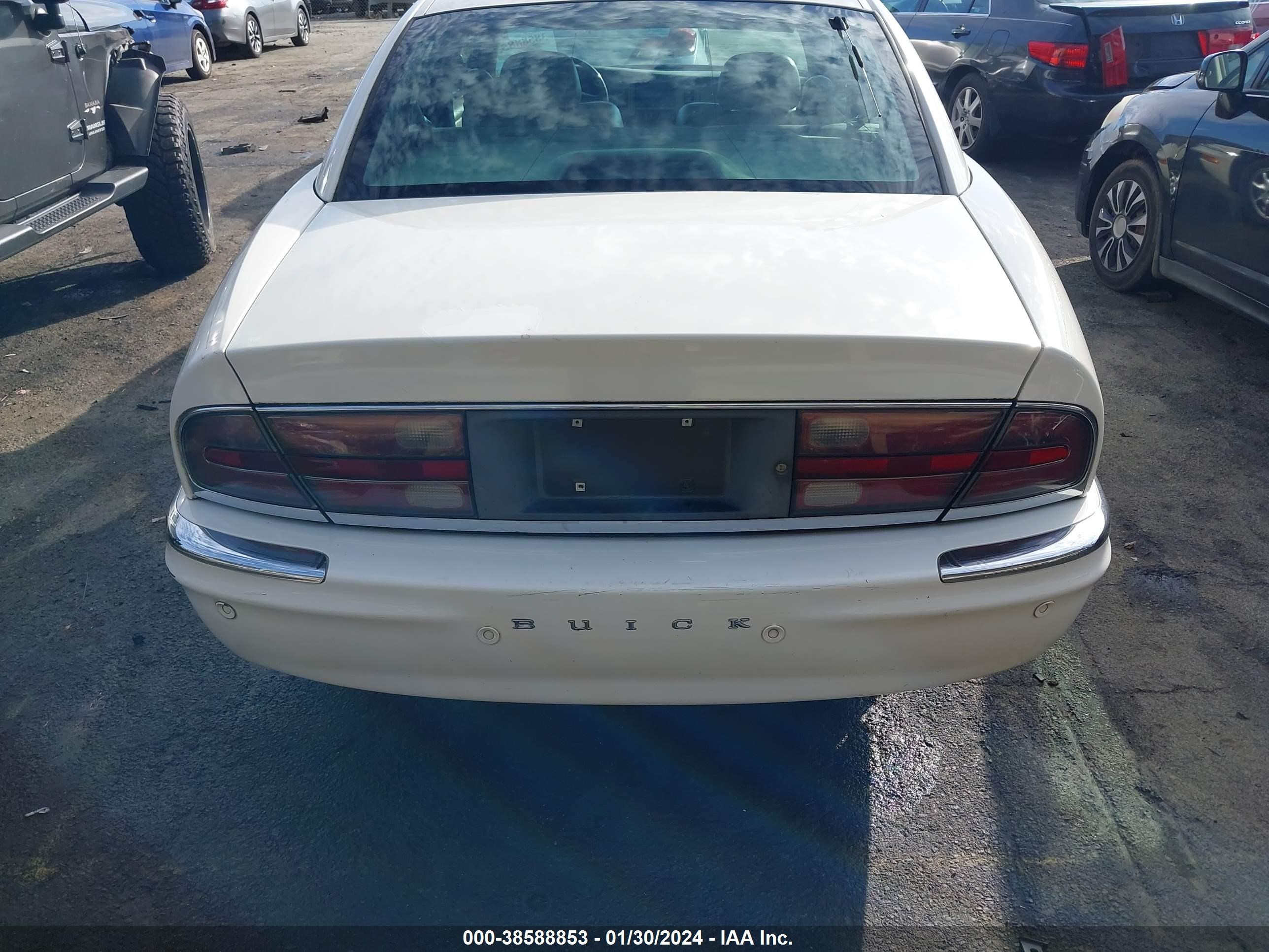 Photo 15 VIN: 1G4CW54K714203171 - BUICK PARK AVENUE 