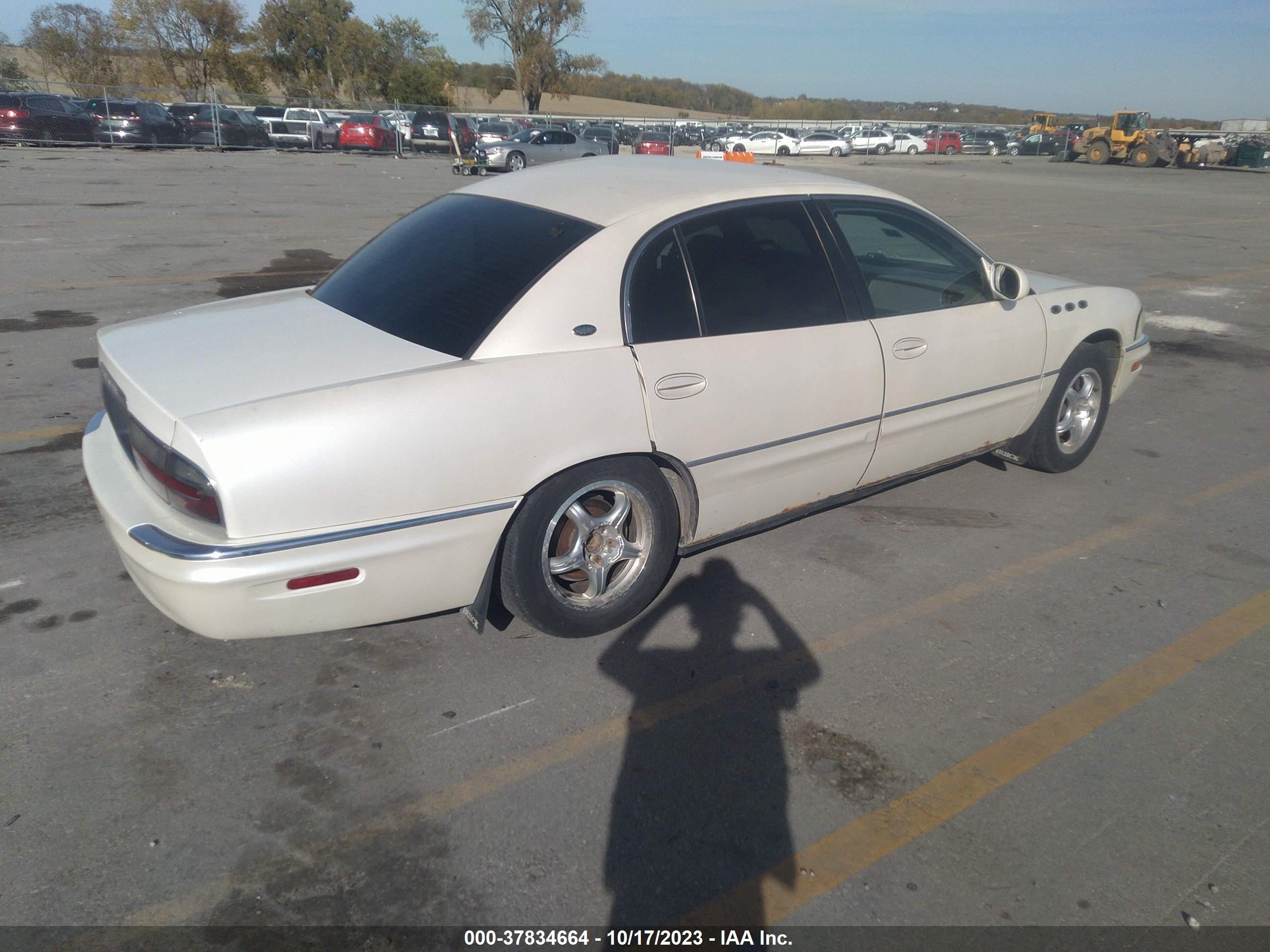 Photo 3 VIN: 1G4CW54K754108292 - BUICK PARK AVENUE 