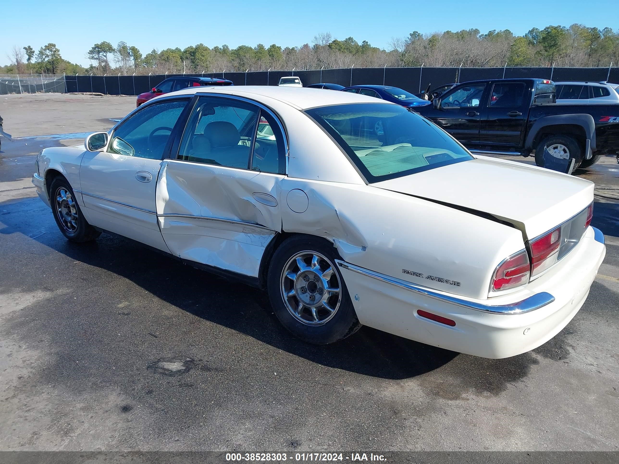 Photo 2 VIN: 1G4CW54K834167803 - BUICK PARK AVENUE 