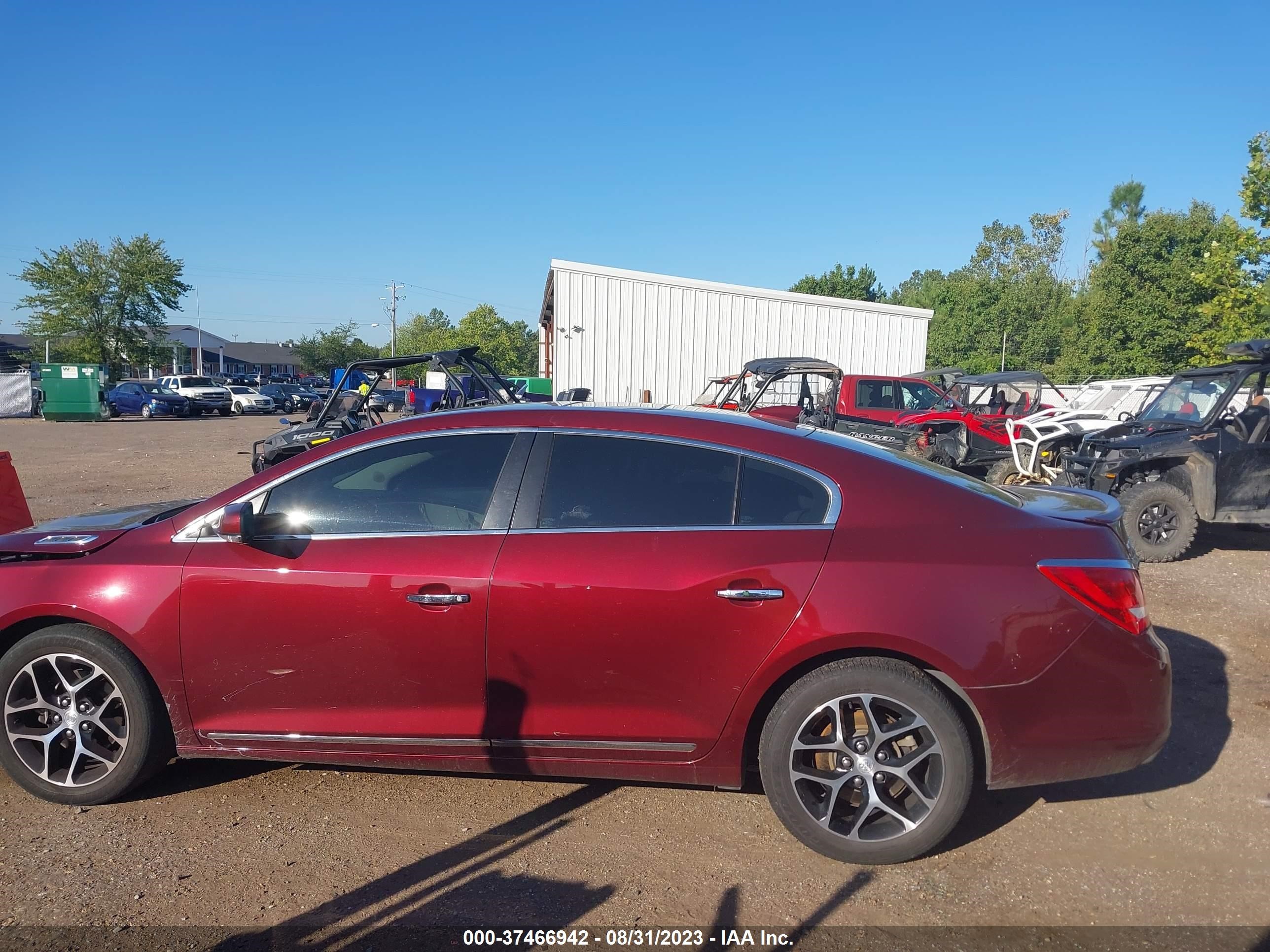 Photo 13 VIN: 1G4G45G33GF268947 - BUICK LACROSSE 