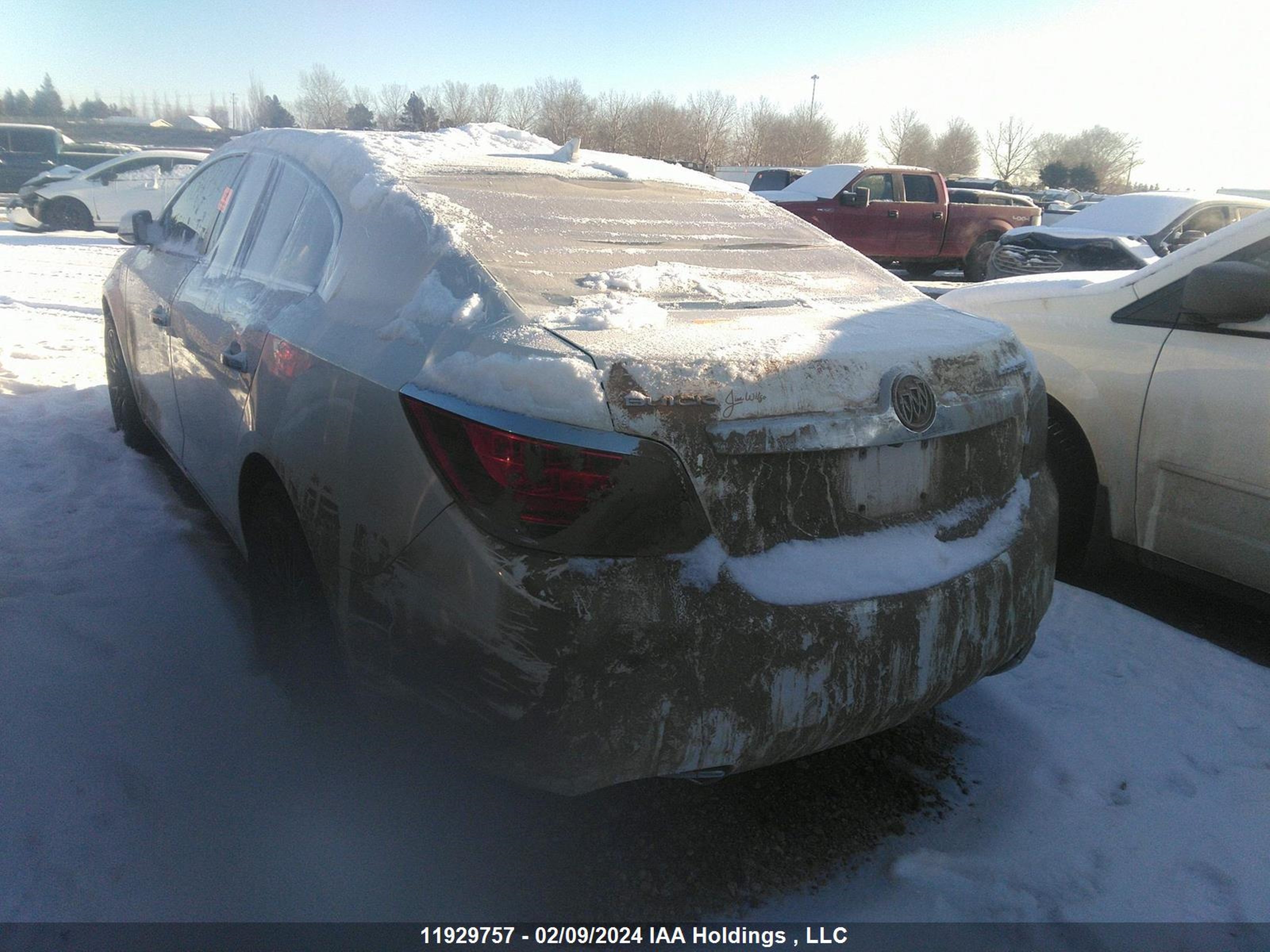 Photo 2 VIN: 1G4G65E31DF237124 - BUICK LACROSSE 