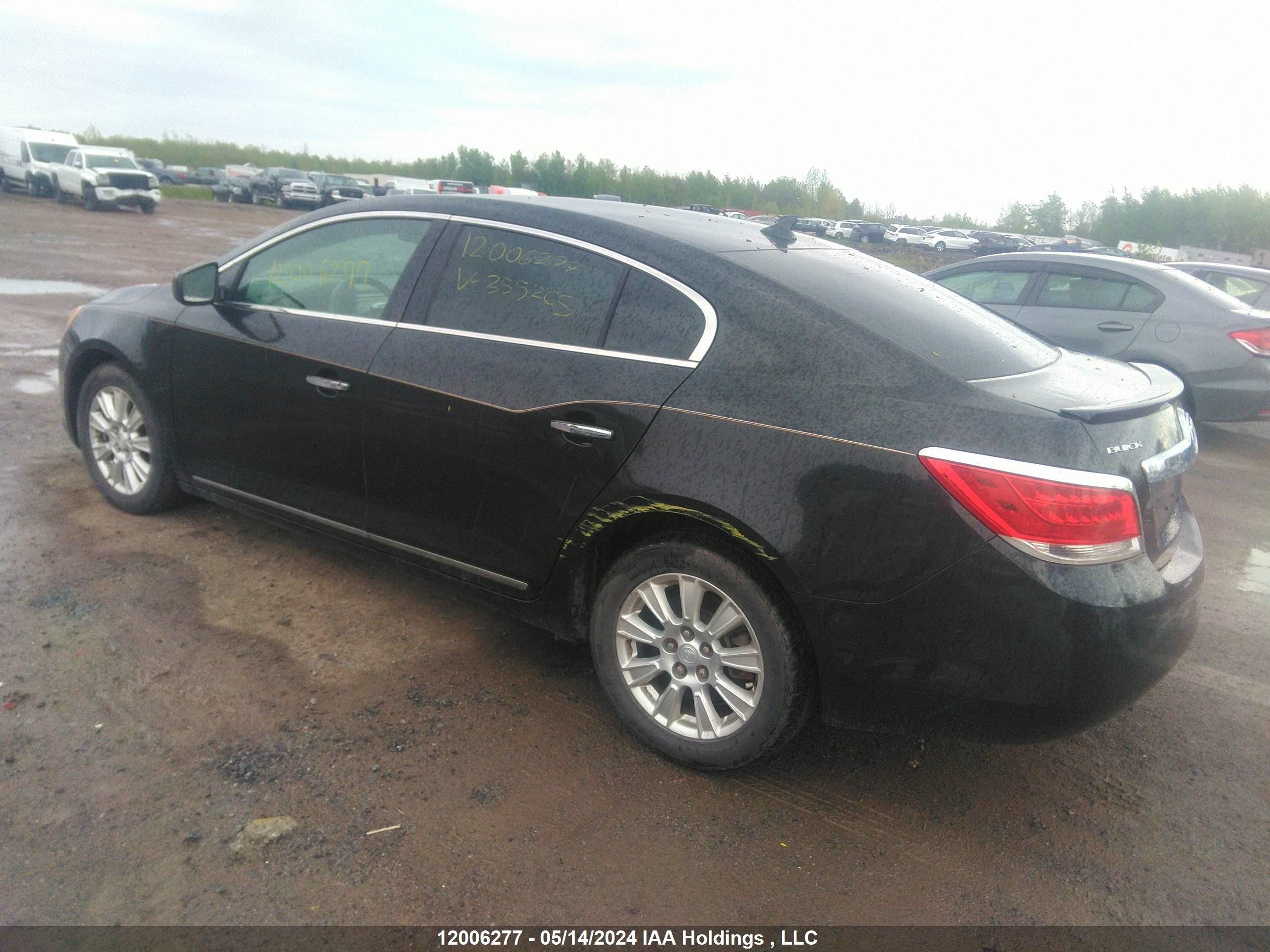 Photo 2 VIN: 1G4GA5EC1BF355265 - BUICK LACROSSE 