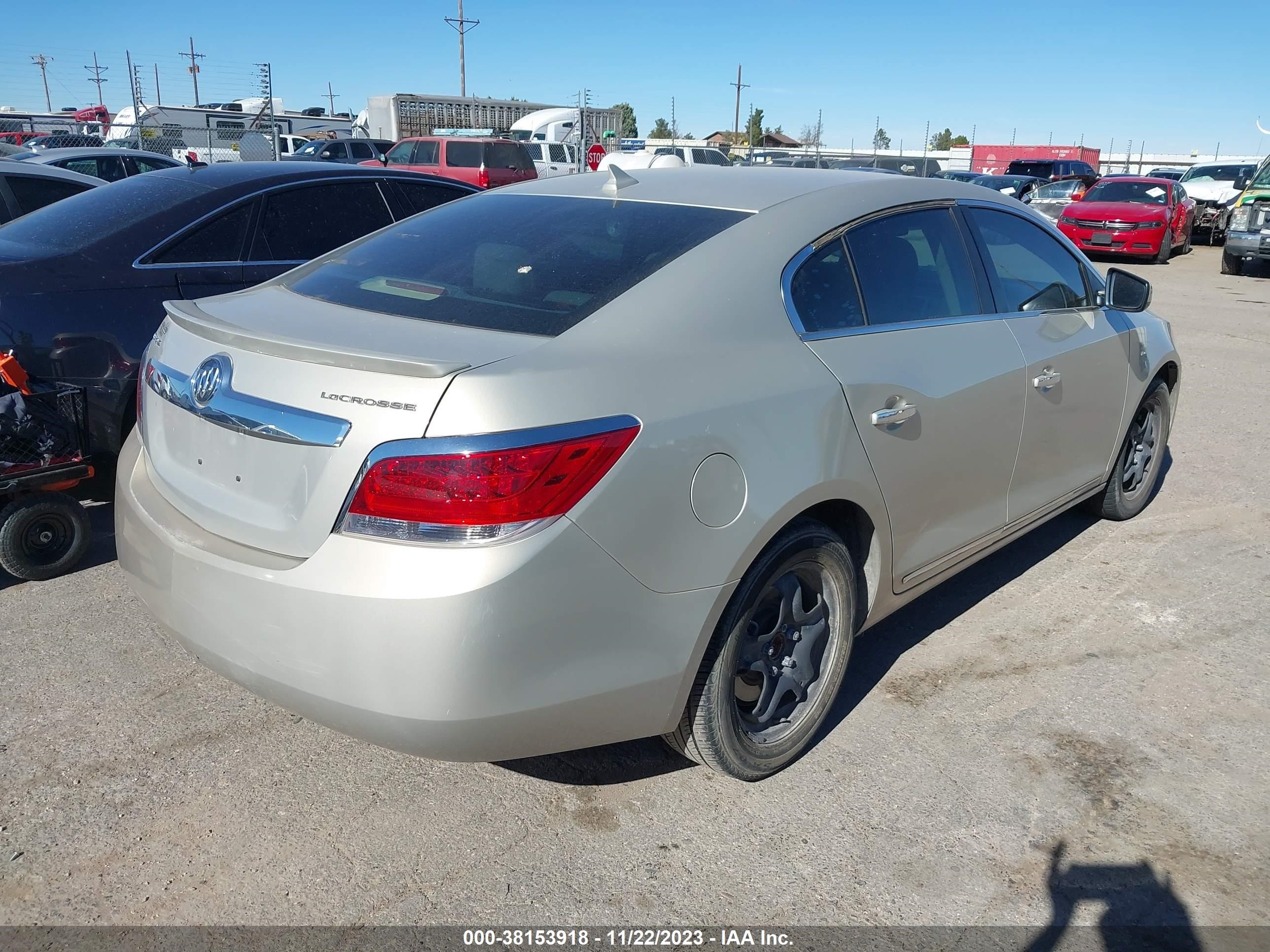 Photo 3 VIN: 1G4GA5EC9BF279424 - BUICK LACROSSE 