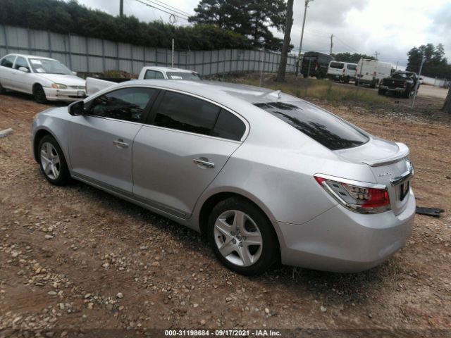 Photo 2 VIN: 1G4GA5ECXBF207003 - BUICK LACROSSE 