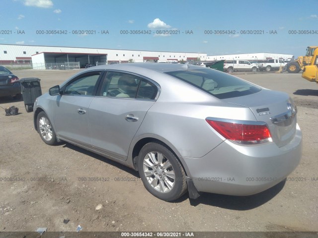 Photo 2 VIN: 1G4GA5ED2BF155830 - BUICK LACROSSE 