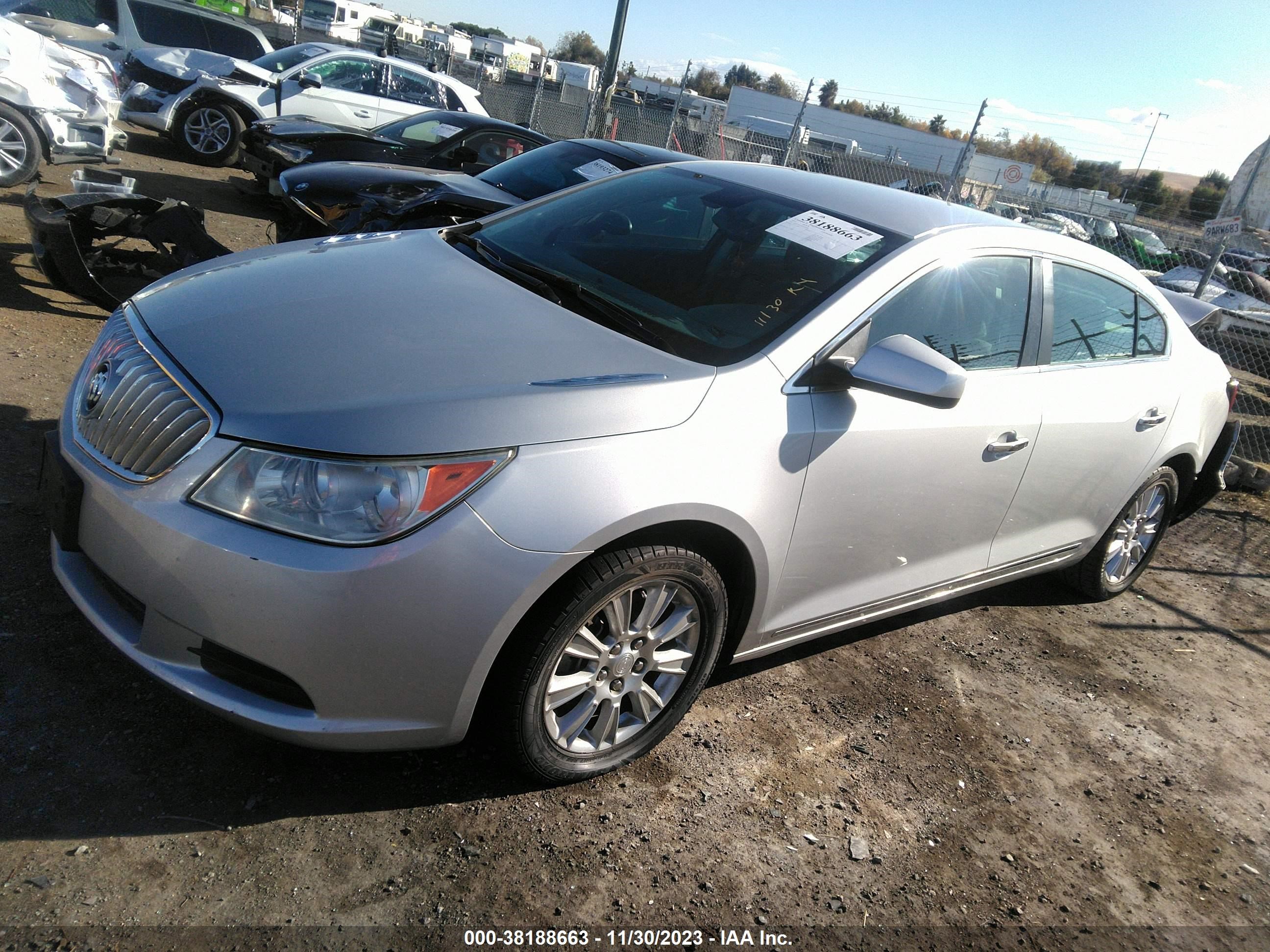 Photo 1 VIN: 1G4GA5ED2BF278298 - BUICK LACROSSE 