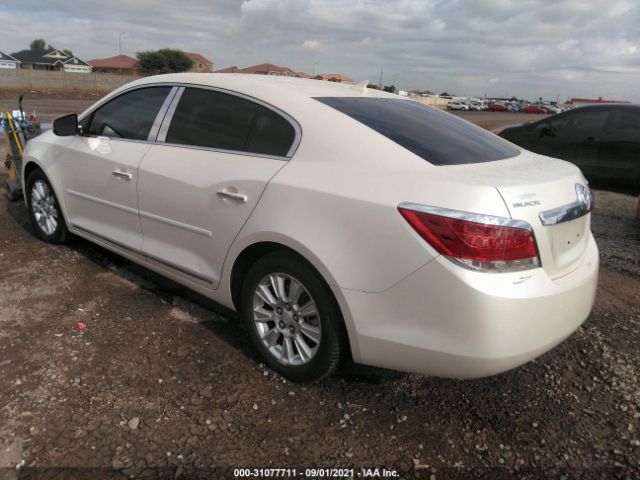 Photo 2 VIN: 1G4GA5ED2BF299961 - BUICK LACROSSE 