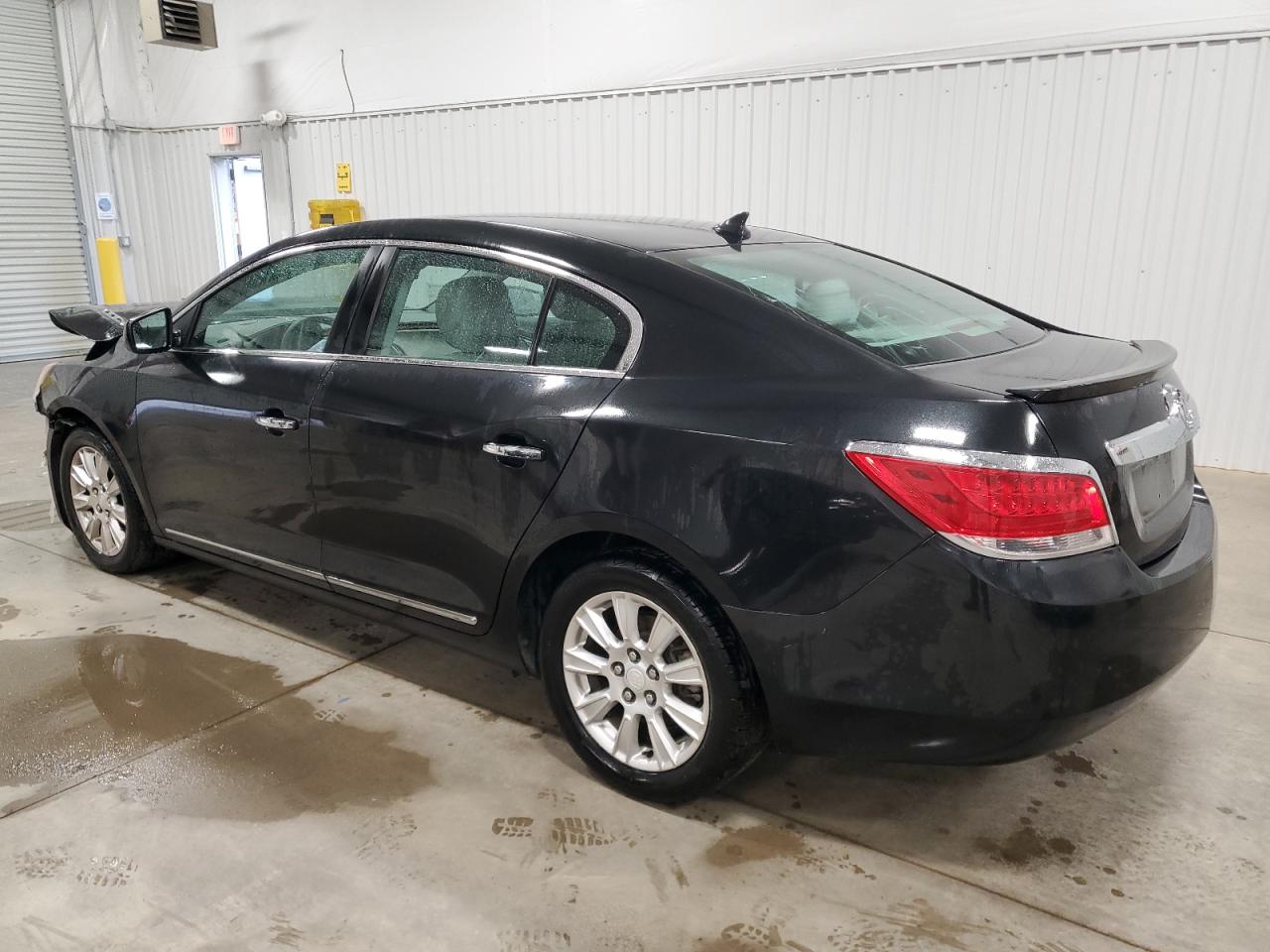 Photo 1 VIN: 1G4GA5ER5CF240464 - BUICK LACROSSE 