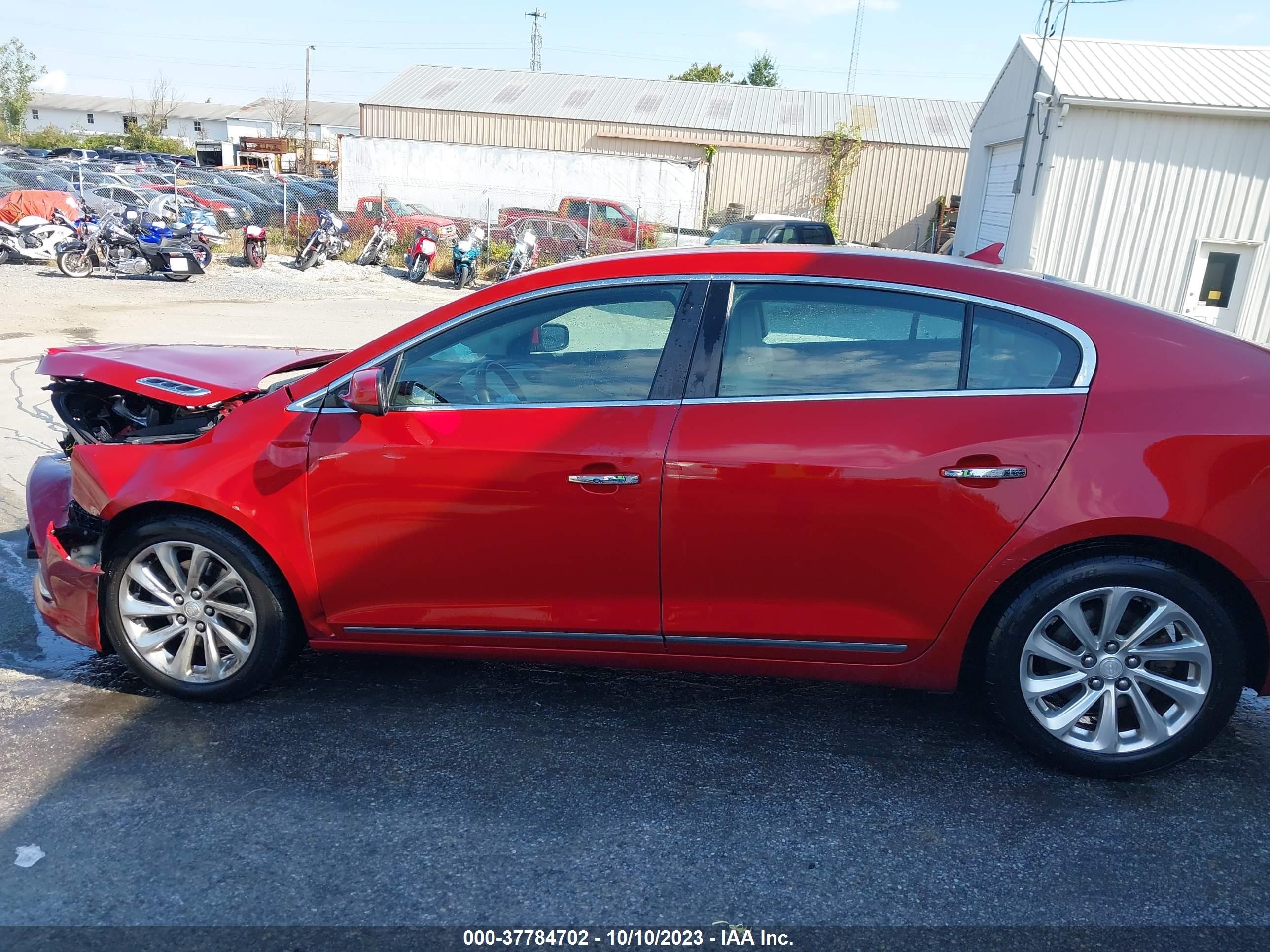 Photo 13 VIN: 1G4GA5G31EF139692 - BUICK LACROSSE 