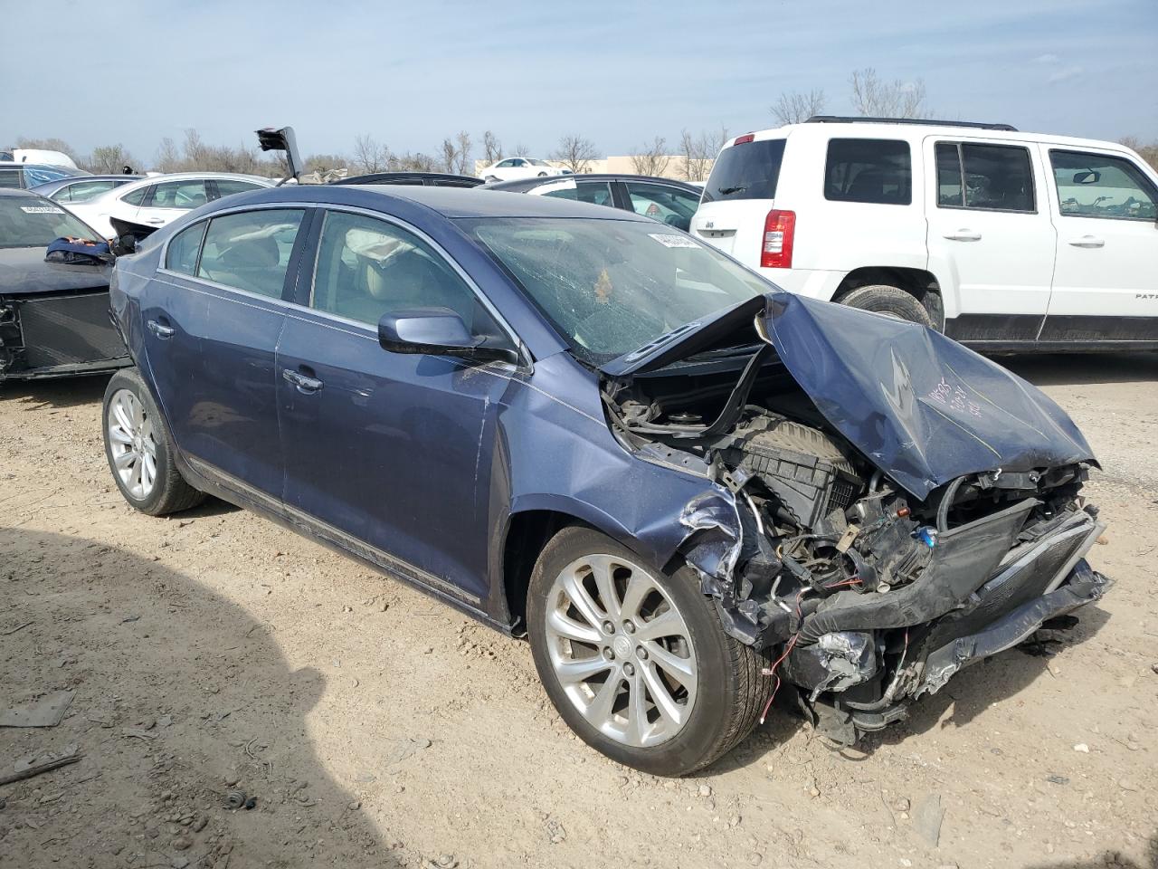 Photo 3 VIN: 1G4GA5G31EF199682 - BUICK LACROSSE 