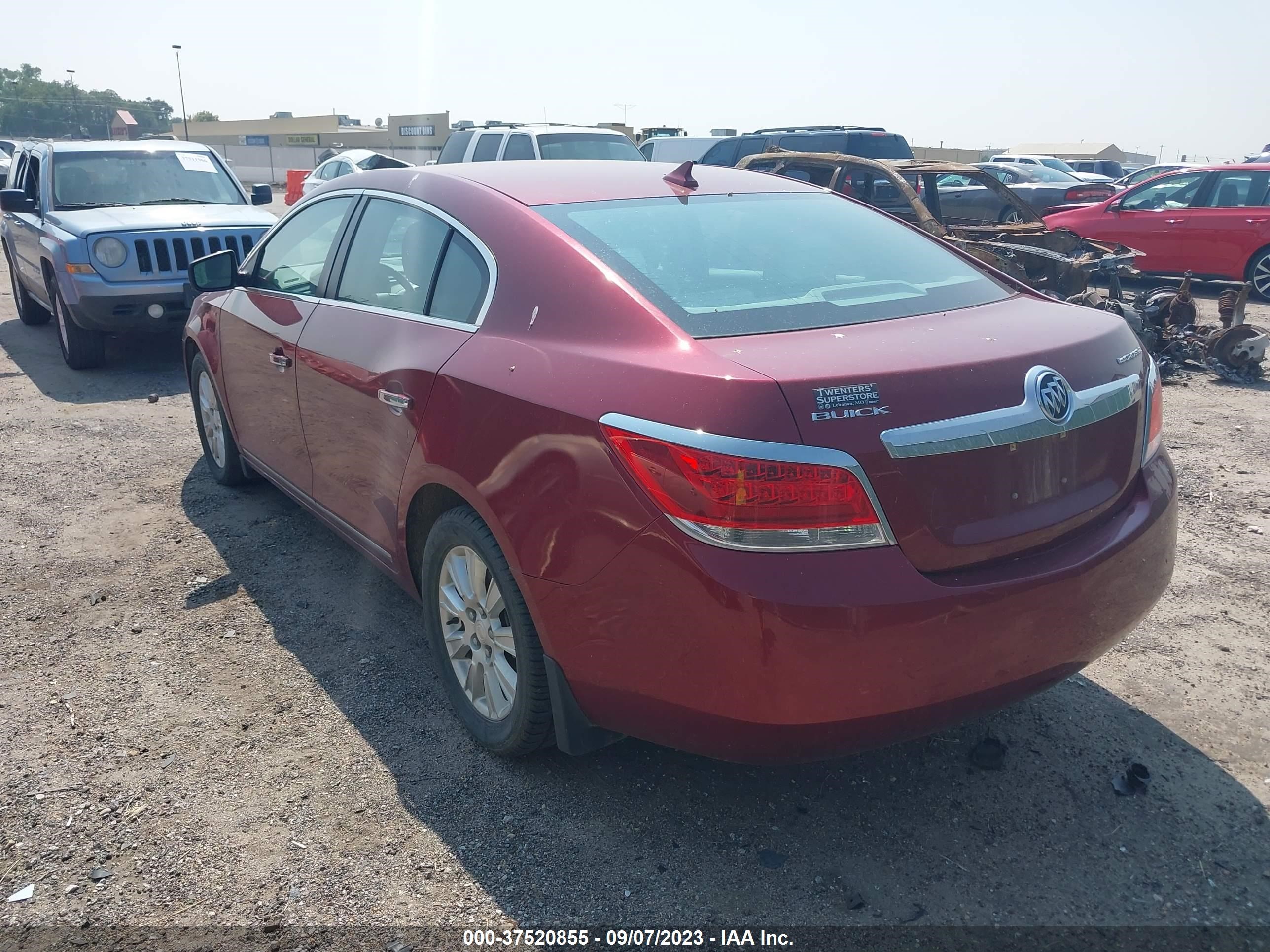 Photo 2 VIN: 1G4GB5EG1AF252555 - BUICK LACROSSE 