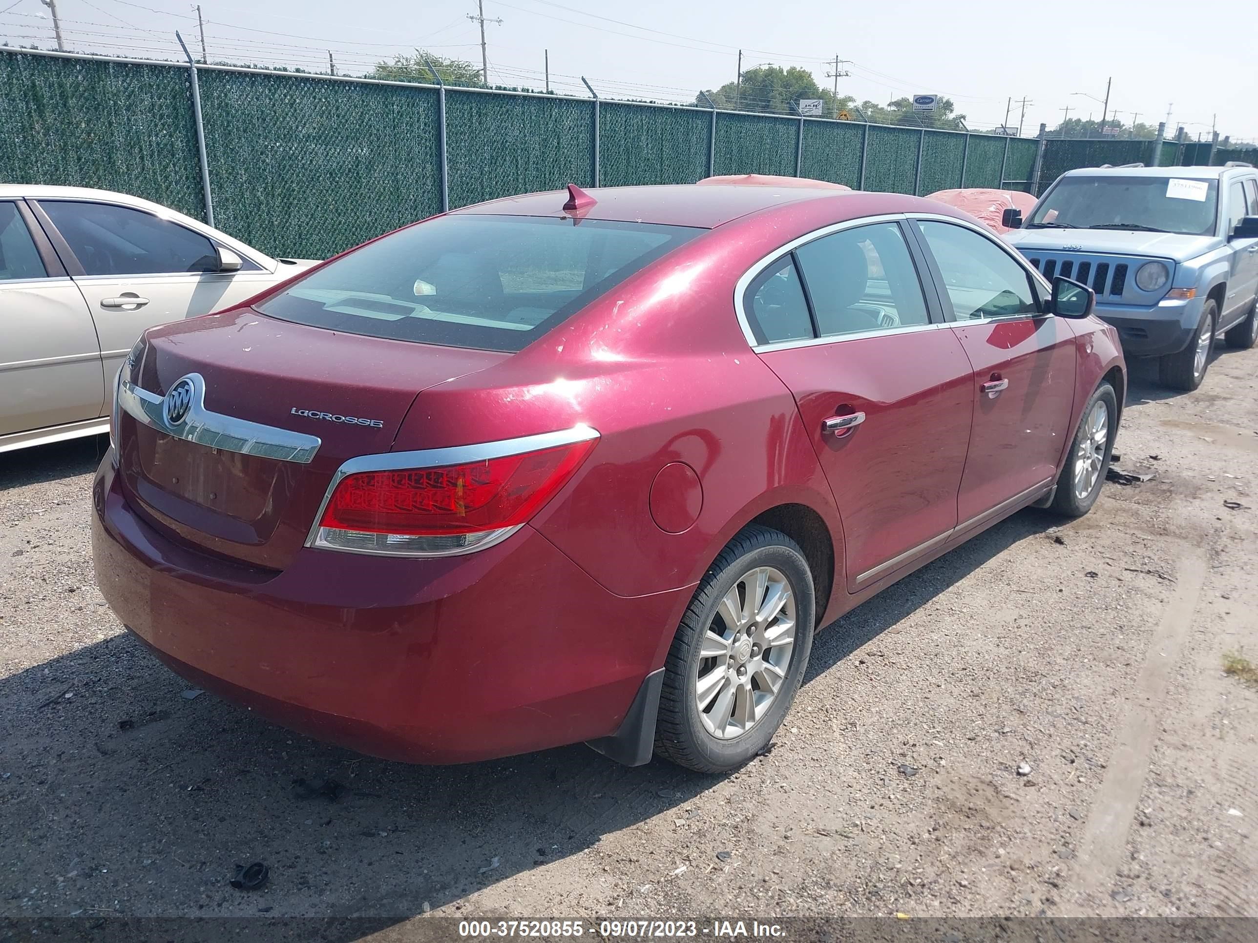 Photo 3 VIN: 1G4GB5EG1AF252555 - BUICK LACROSSE 