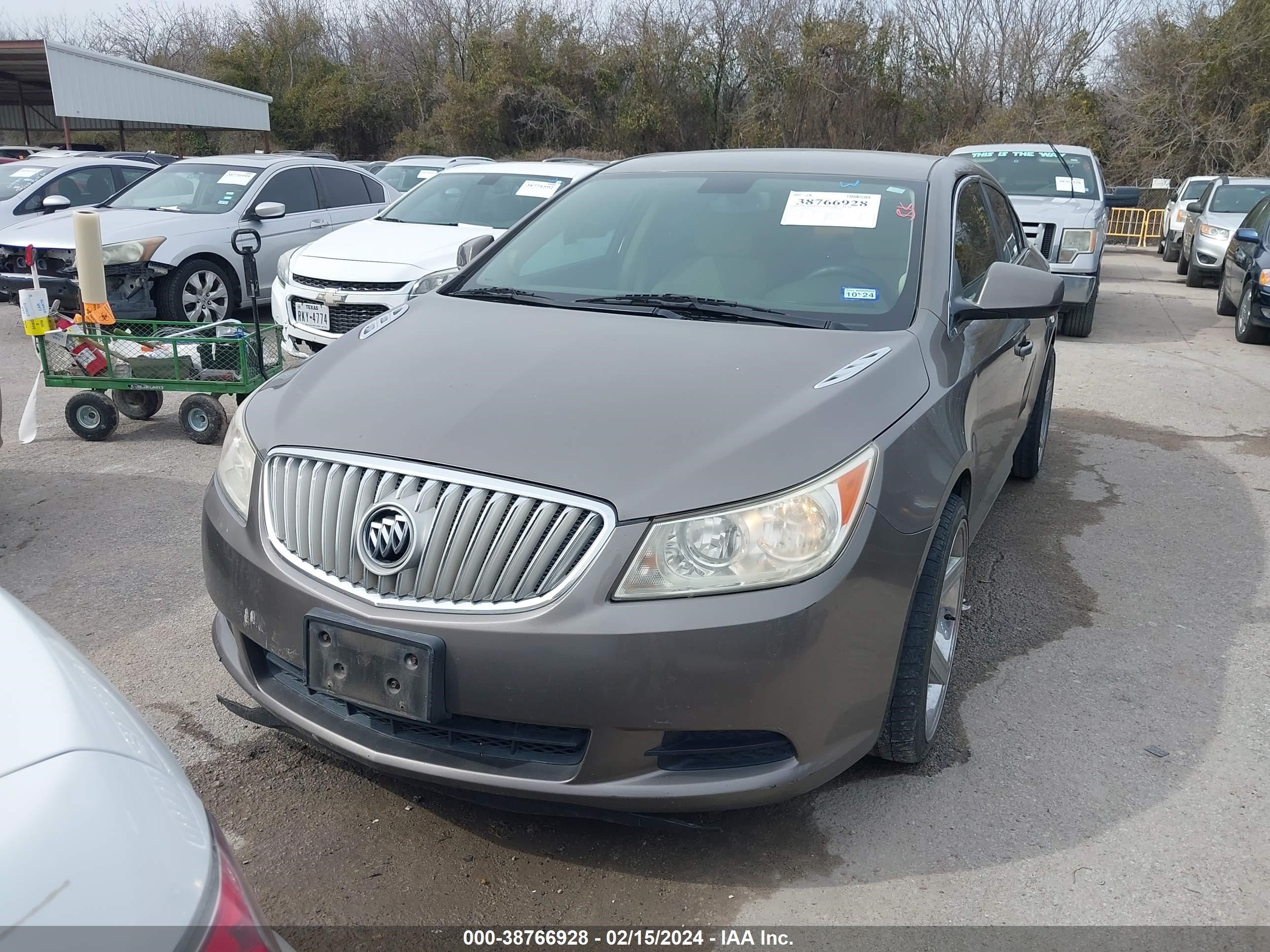 Photo 1 VIN: 1G4GB5EG1AF314424 - BUICK LACROSSE 