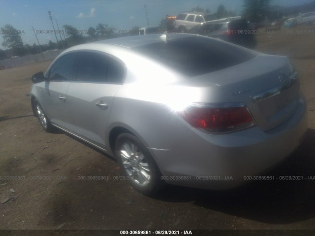 Photo 2 VIN: 1G4GB5EG2AF141299 - BUICK LACROSSE 