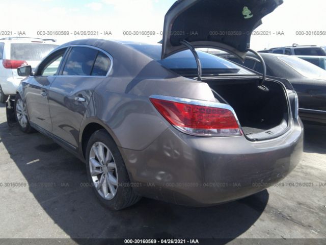 Photo 2 VIN: 1G4GB5EG4AF296839 - BUICK LACROSSE 