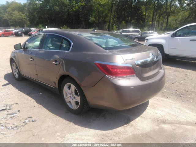 Photo 2 VIN: 1G4GB5EG7AF133912 - BUICK LACROSSE 