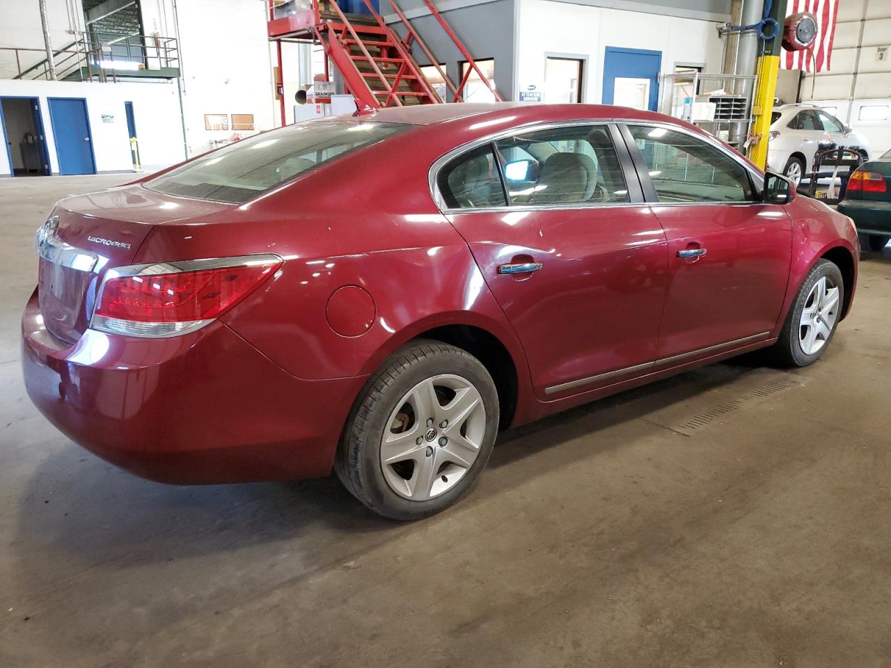 Photo 2 VIN: 1G4GB5EG9AF279146 - BUICK LACROSSE 