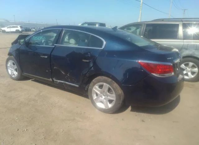 Photo 2 VIN: 1G4GB5EGXAF230893 - BUICK LACROSSE 