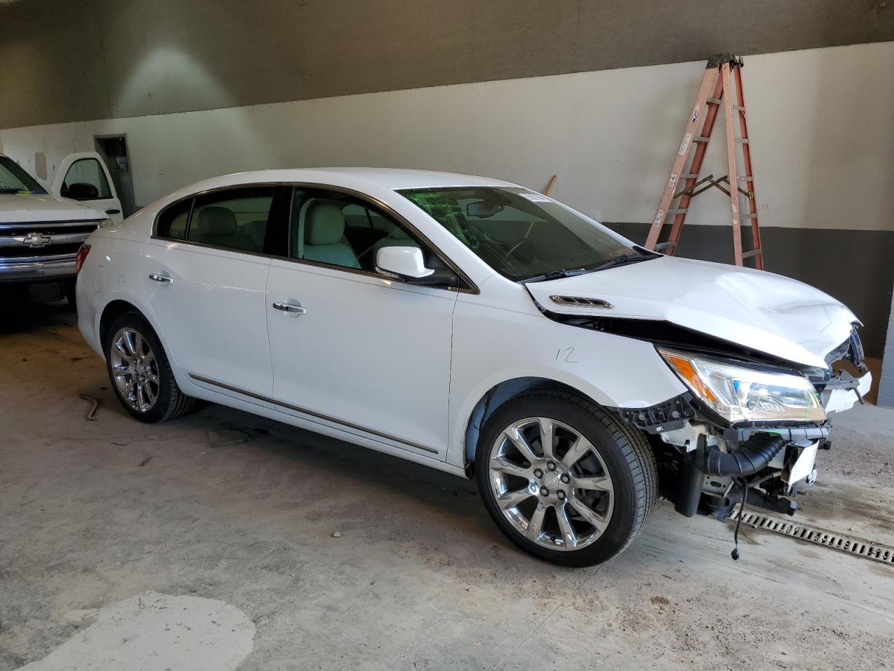 Photo 3 VIN: 1G4GB5G30EF176097 - BUICK LACROSSE 