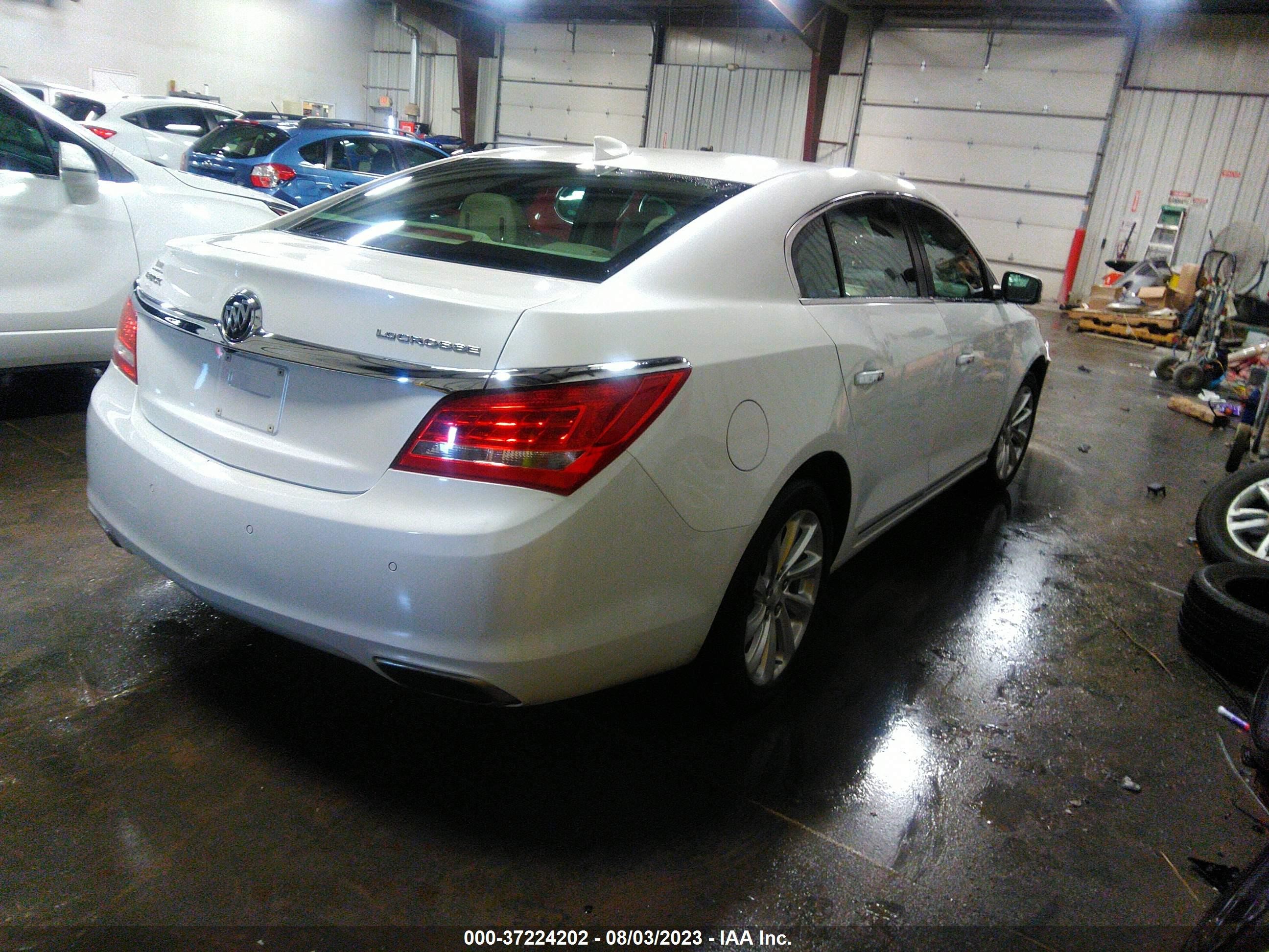 Photo 3 VIN: 1G4GB5G30GF169475 - BUICK LACROSSE 