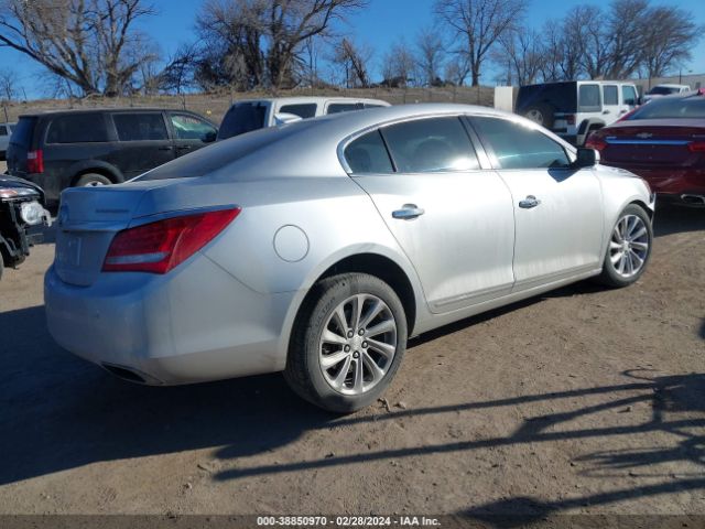 Photo 3 VIN: 1G4GB5G30GF268698 - BUICK LACROSSE 