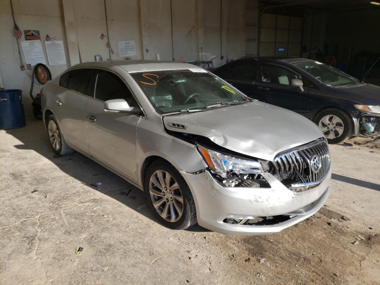 Photo 3 VIN: 1G4GB5G31EF156652 - BUICK LACROSSE 