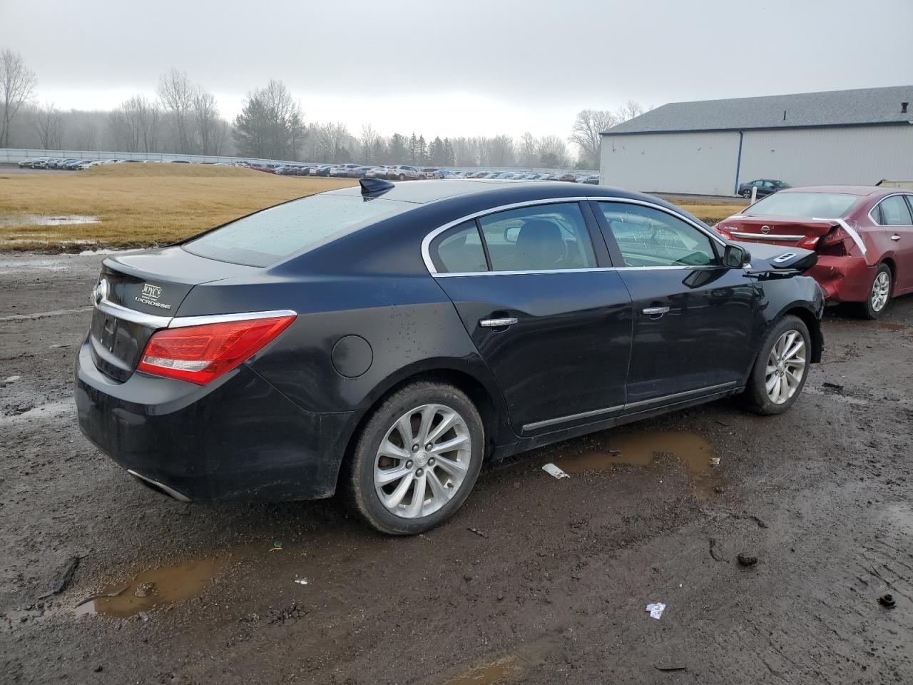 Photo 2 VIN: 1G4GB5G31GF251859 - BUICK LACROSSE 