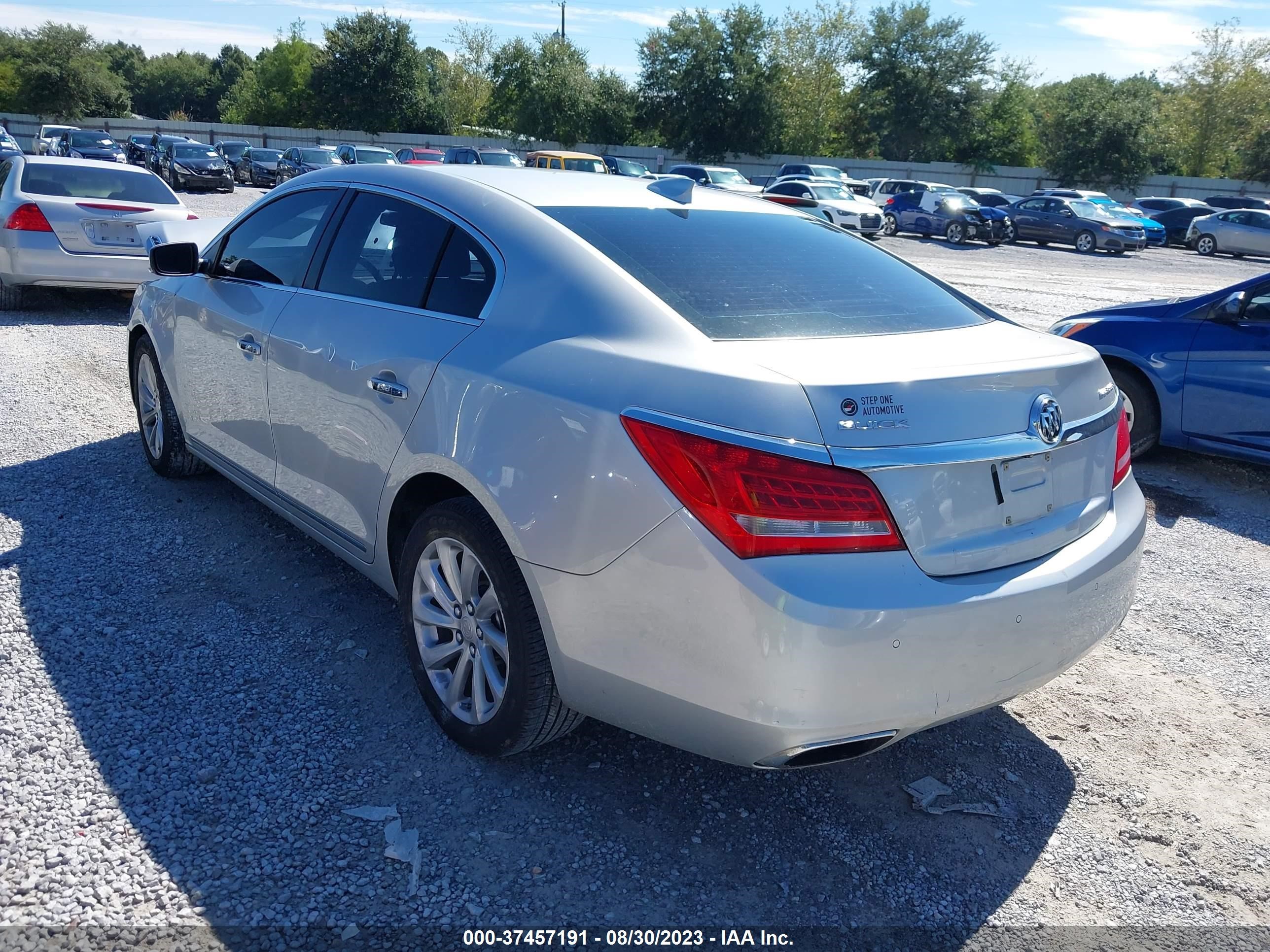 Photo 2 VIN: 1G4GB5G32FF253733 - BUICK LACROSSE 