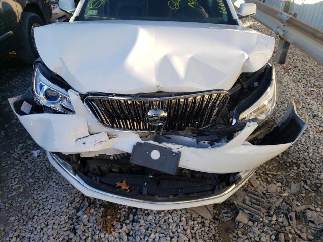 Photo 8 VIN: 1G4GB5G33GF114289 - BUICK LACROSSE 