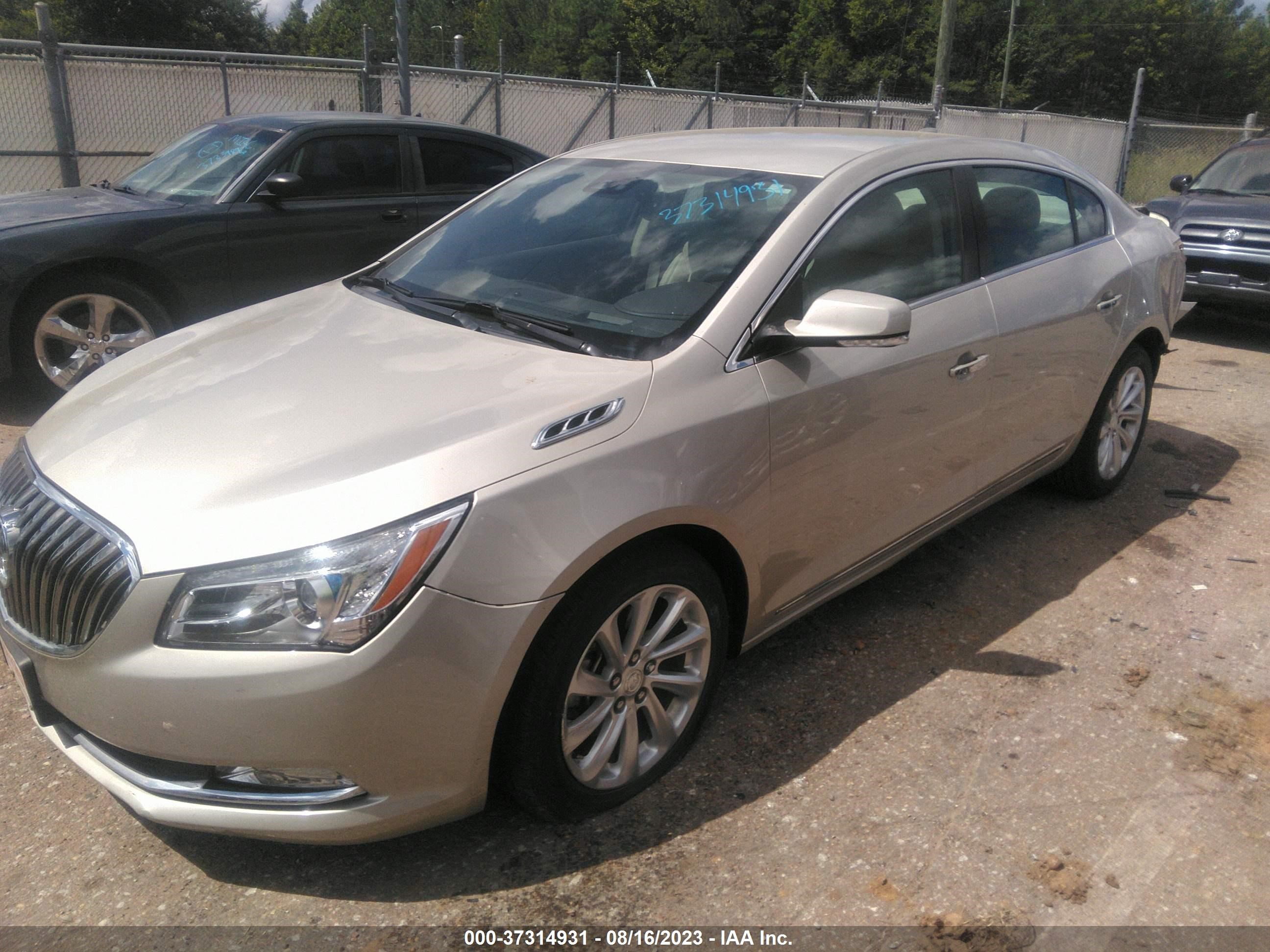 Photo 13 VIN: 1G4GB5G33GF155201 - BUICK LACROSSE 