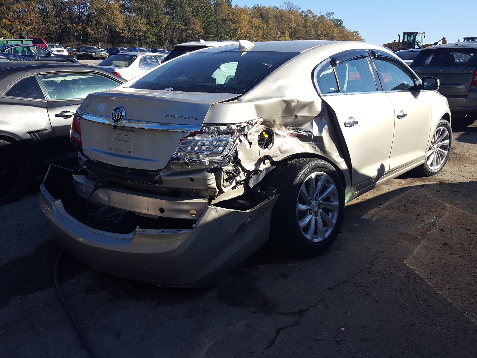 Photo 3 VIN: 1G4GB5G33GF202582 - BUICK LACROSSE 