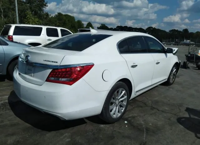 Photo 3 VIN: 1G4GB5G33GF246503 - BUICK LACROSSE 