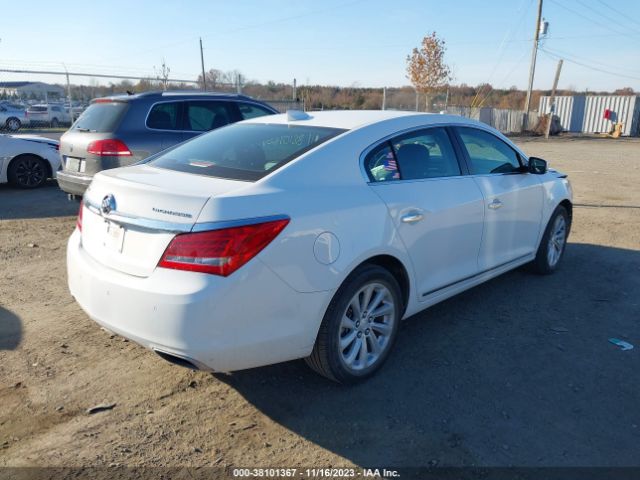 Photo 3 VIN: 1G4GB5G33GF247862 - BUICK LACROSSE 