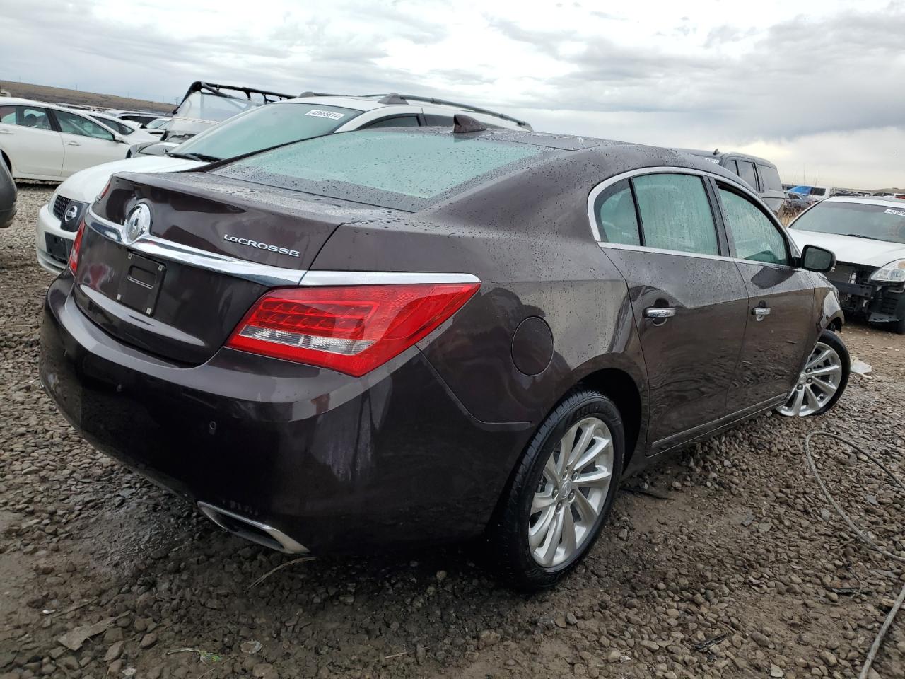 Photo 2 VIN: 1G4GB5G34GF110705 - BUICK LACROSSE 