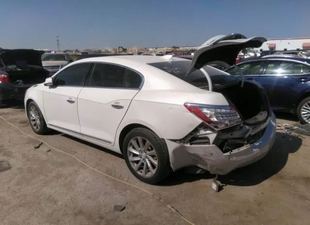 Photo 2 VIN: 1G4GB5G35GF188958 - BUICK LACROSSE 