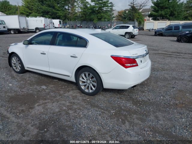 Photo 2 VIN: 1G4GB5G35GF196624 - BUICK LACROSSE 