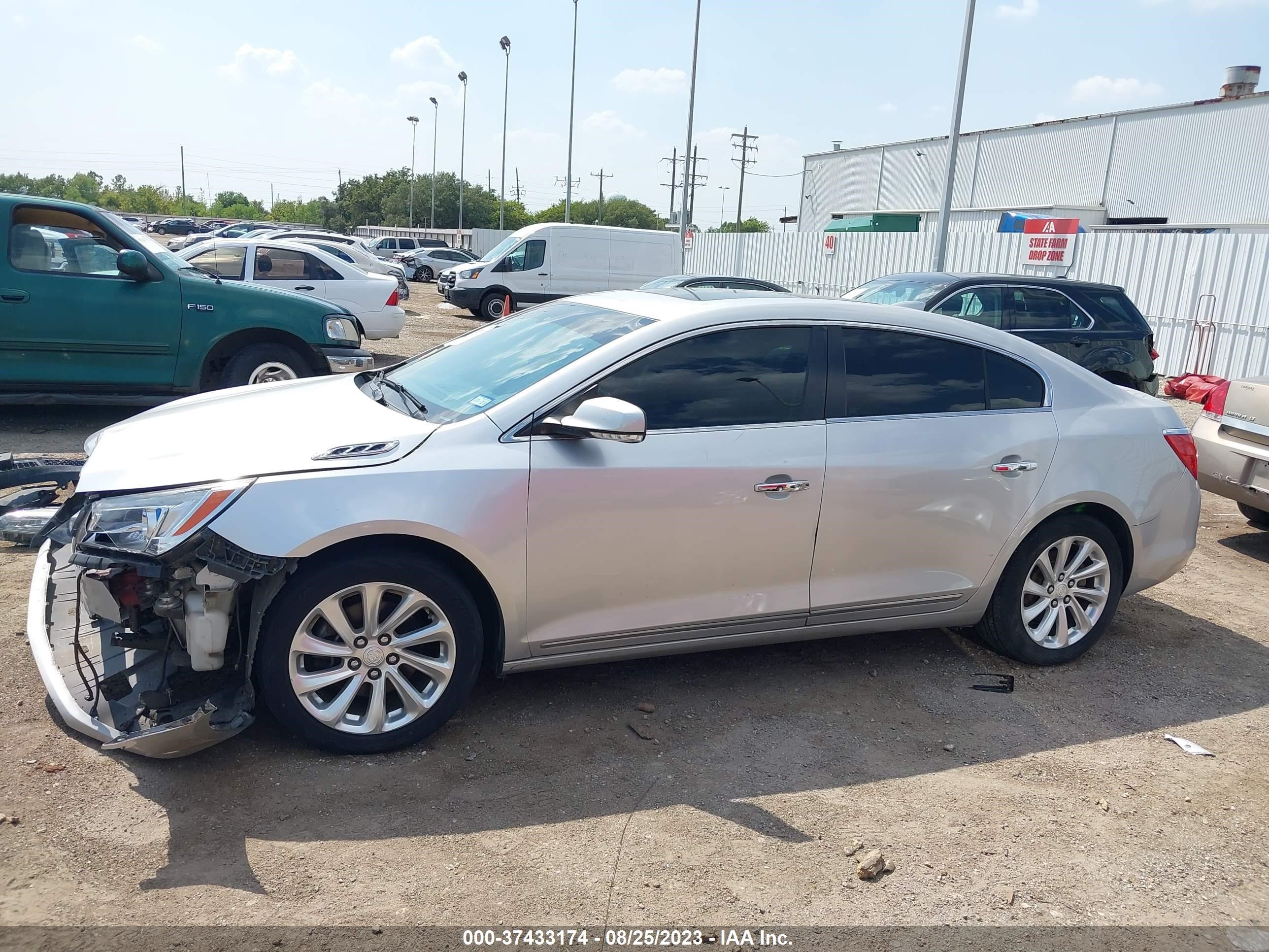 Photo 14 VIN: 1G4GB5G36FF263150 - BUICK LACROSSE 